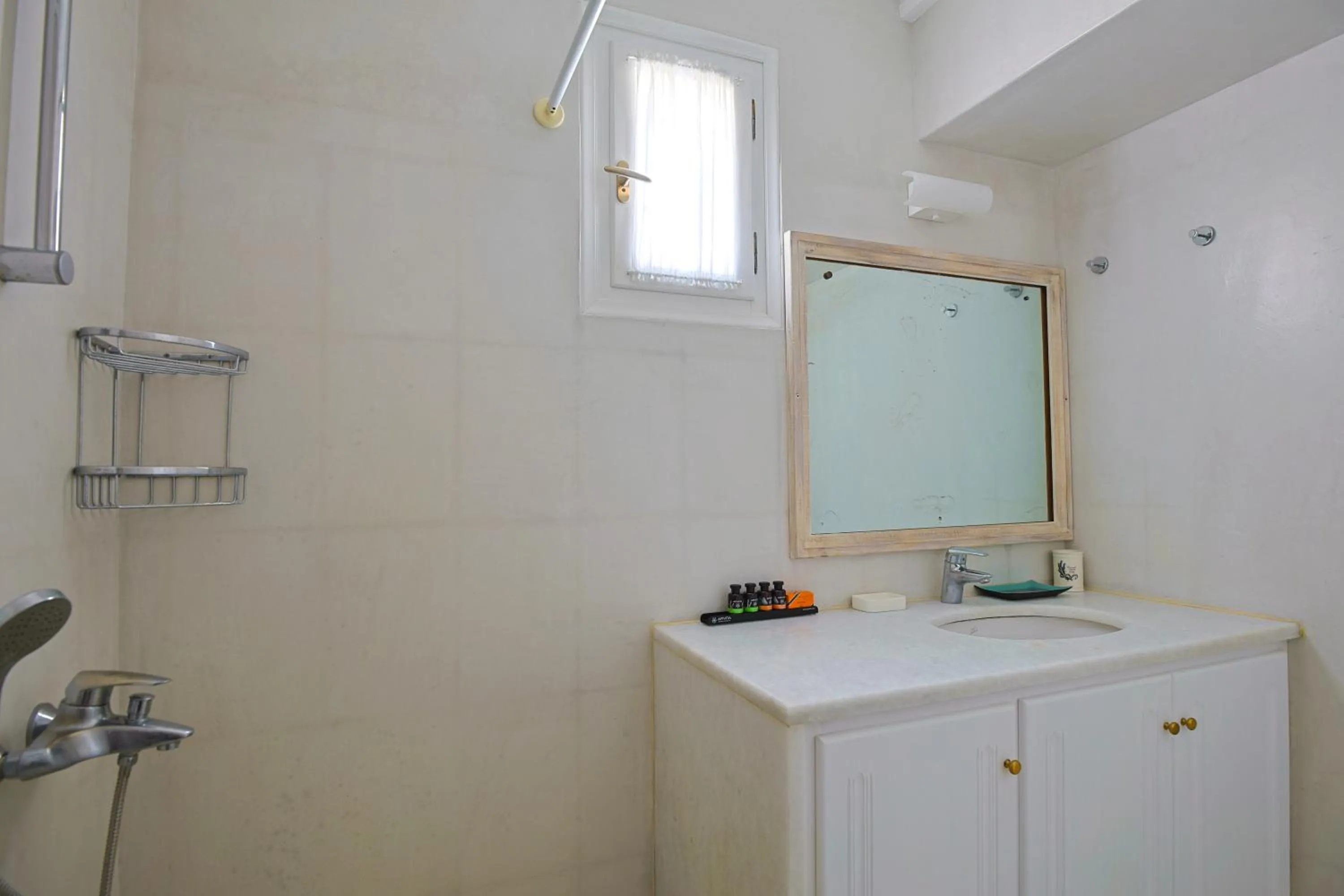 Shower in Villa Nika