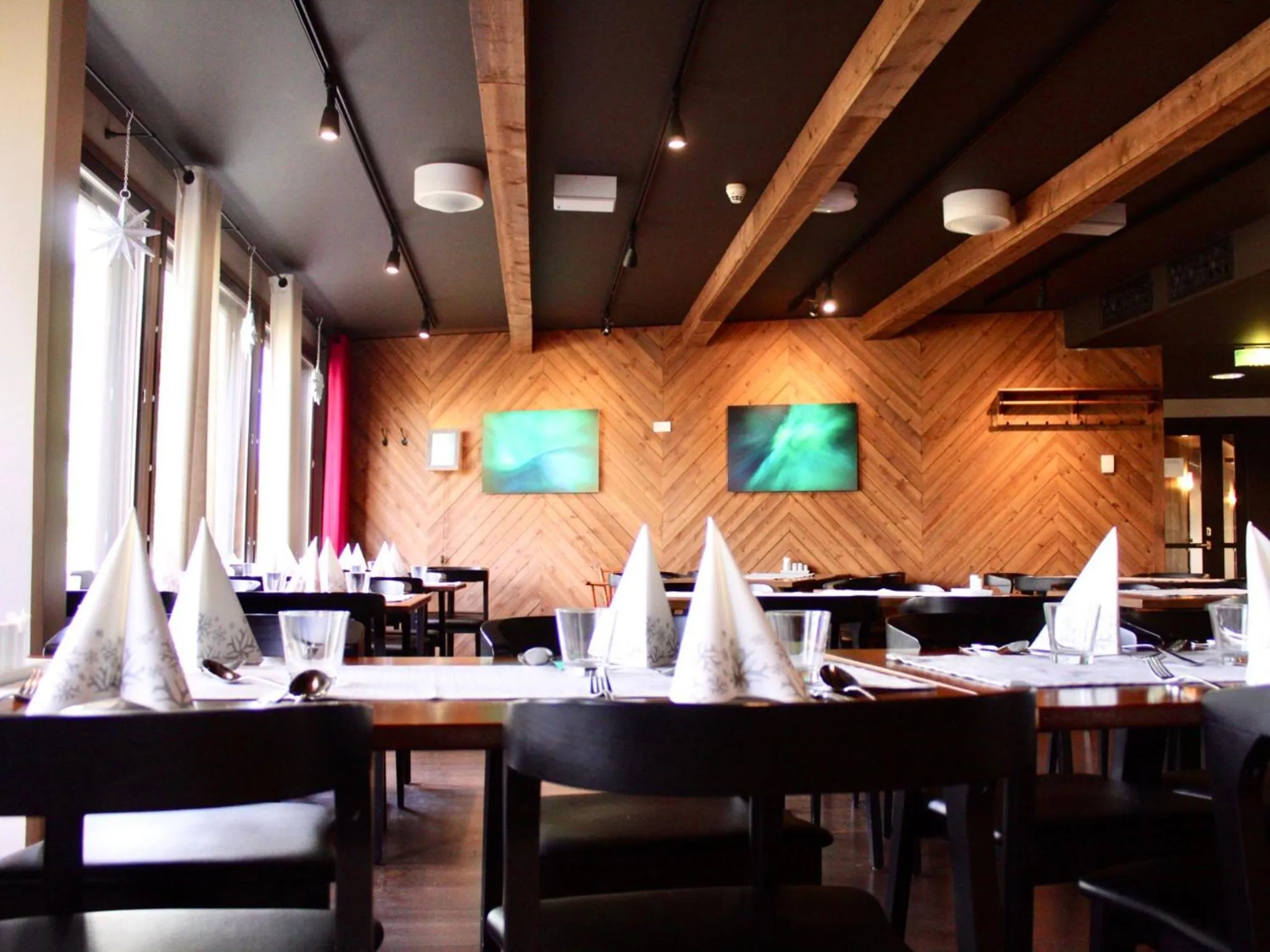 Restaurant/places to eat in Santa's Hotel Aurora & Igloos