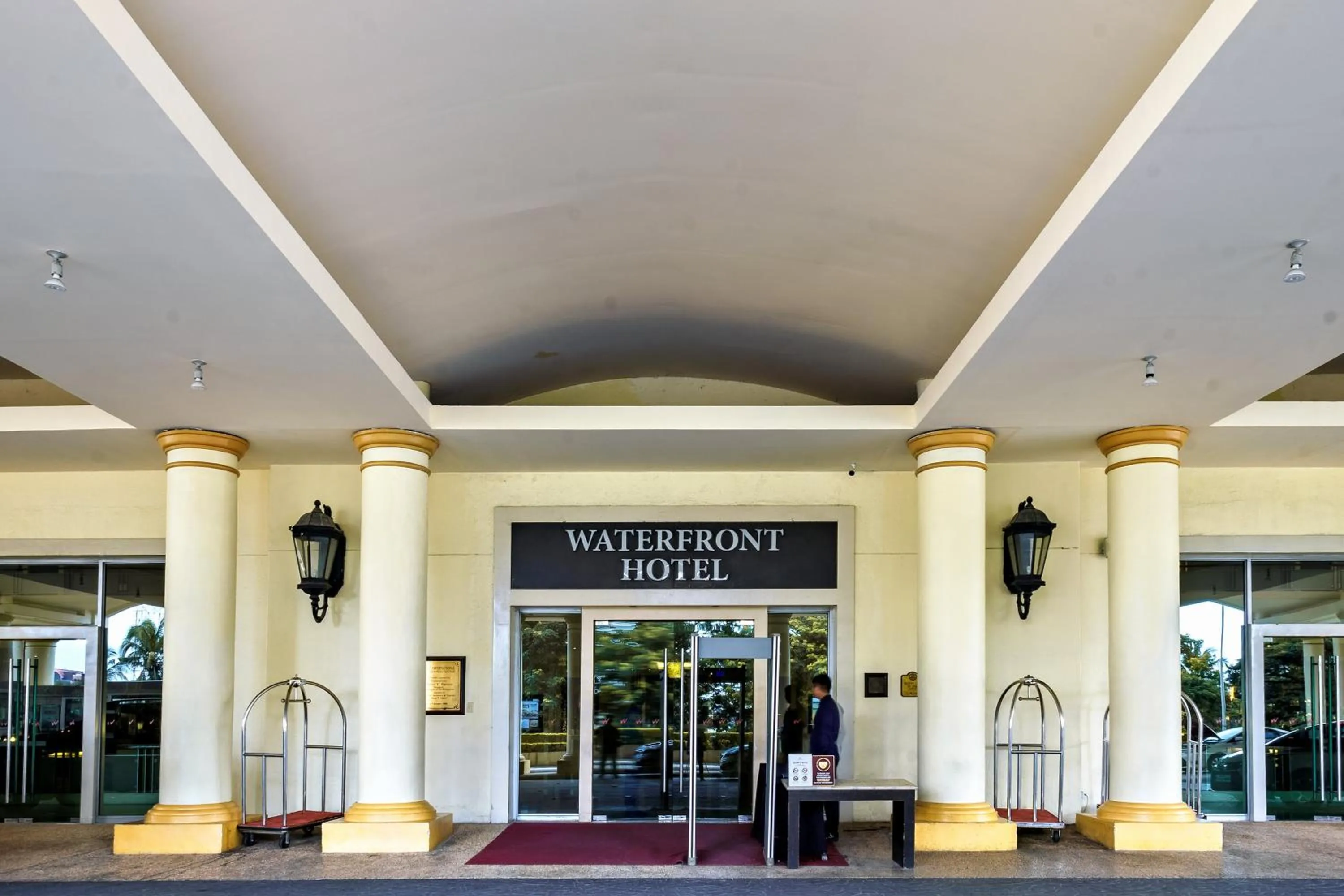 Property building in Waterfront Cebu City Hotel & Casino