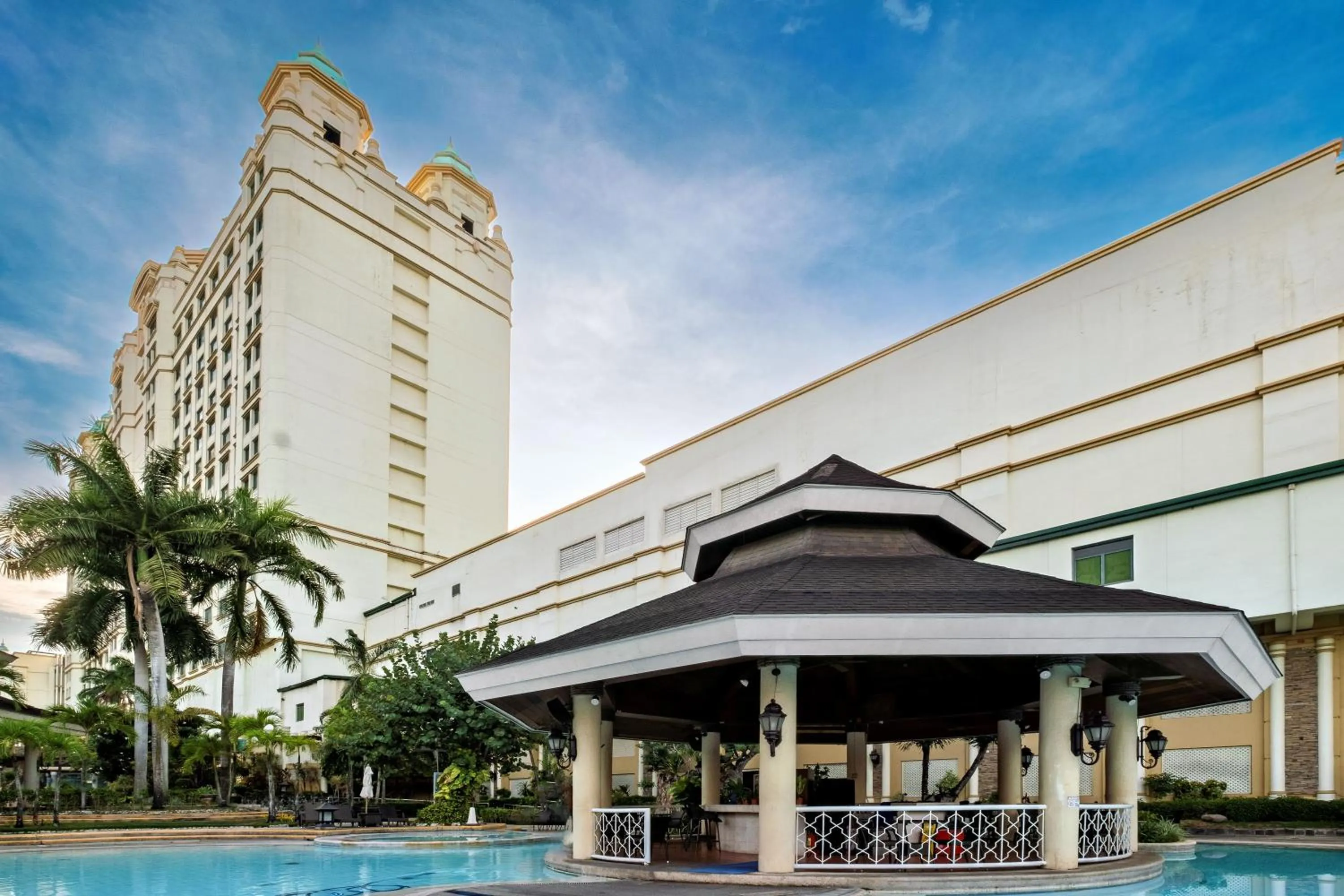 Facade/entrance in Waterfront Cebu City Hotel & Casino
