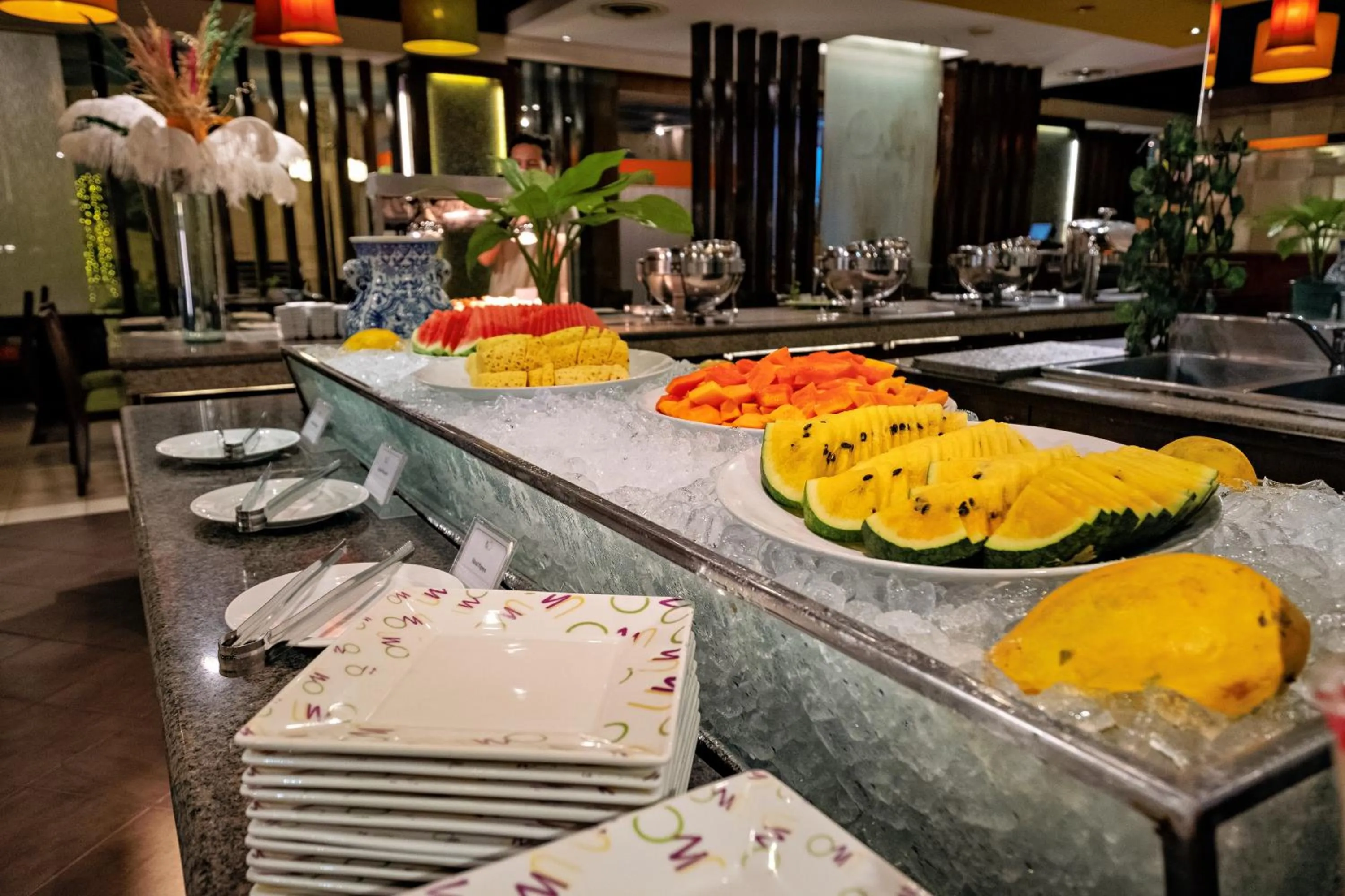 Restaurant/places to eat in Waterfront Cebu City Hotel & Casino