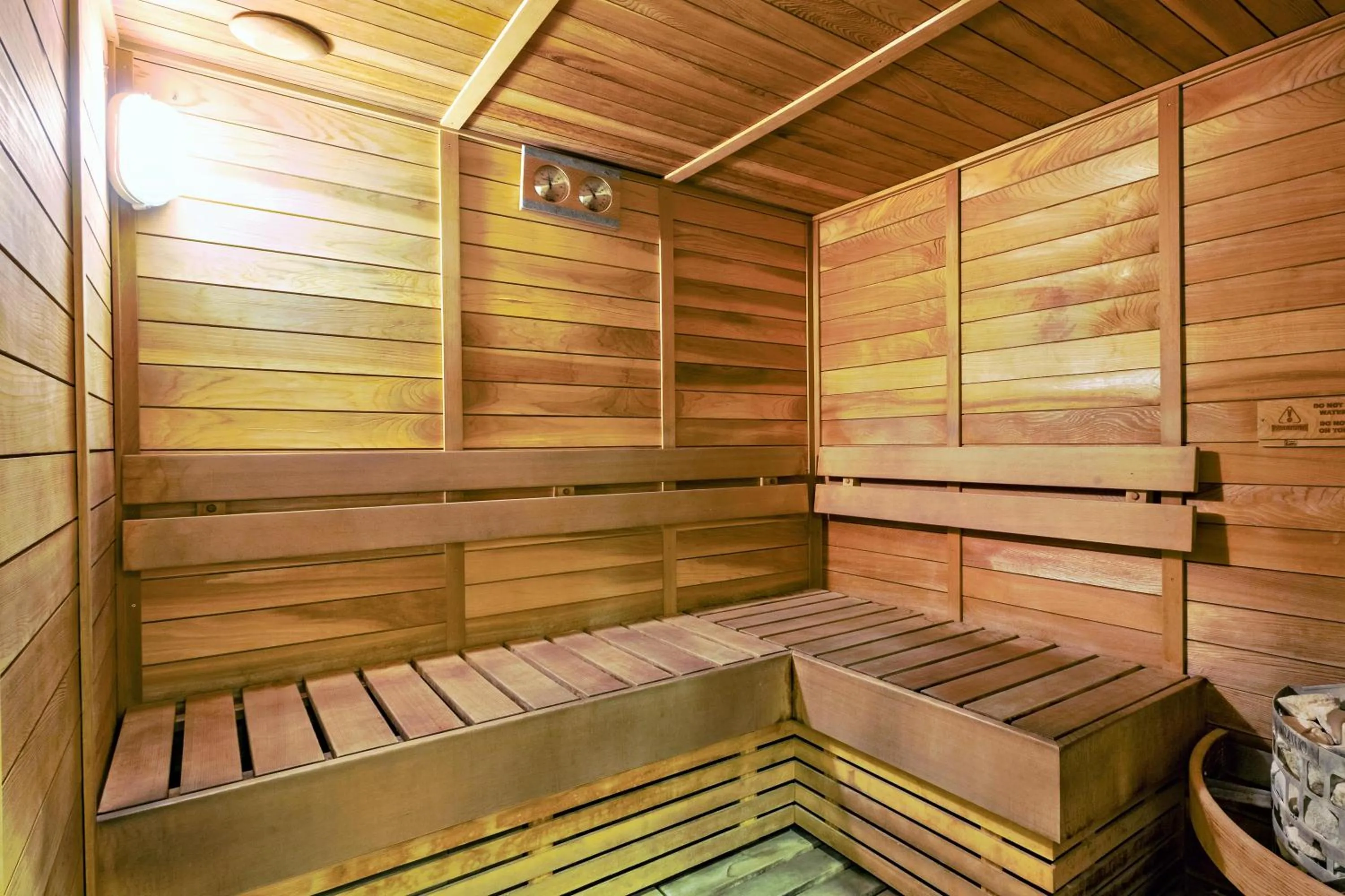 Sauna in Waterfront Cebu City Hotel & Casino