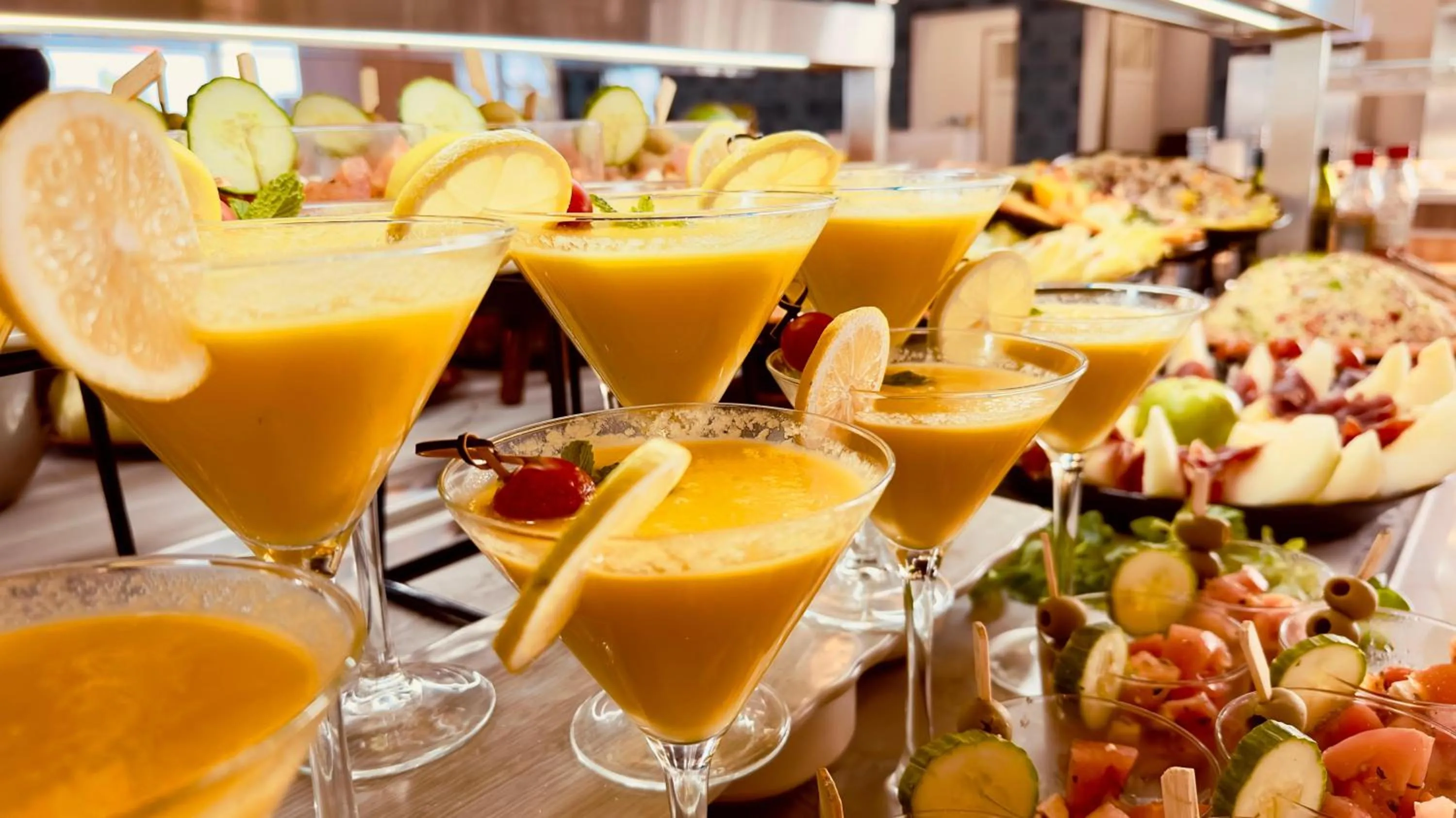 Restaurant/places to eat in Caleta Dorada