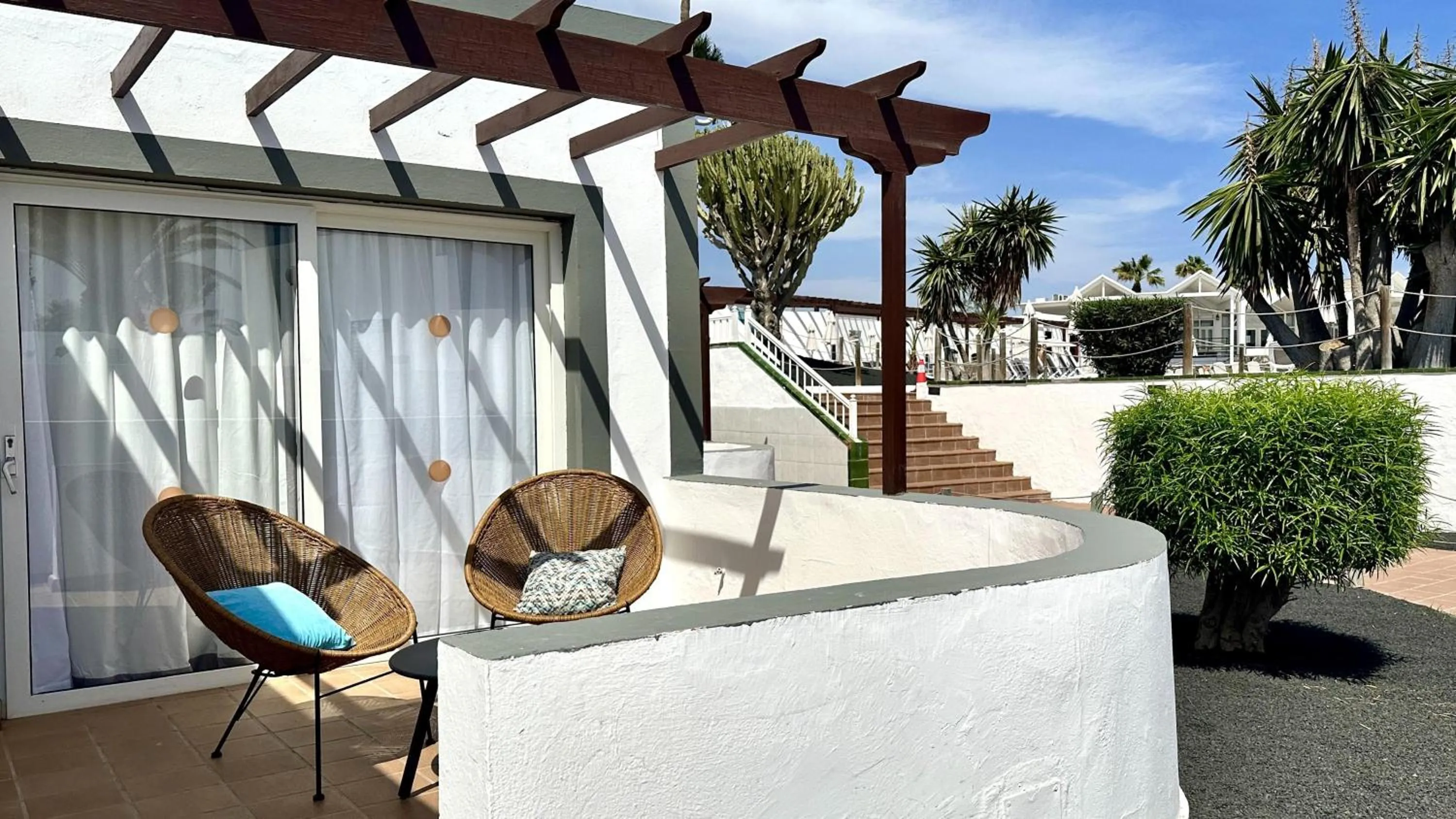 Photo of the whole room in Caleta Dorada