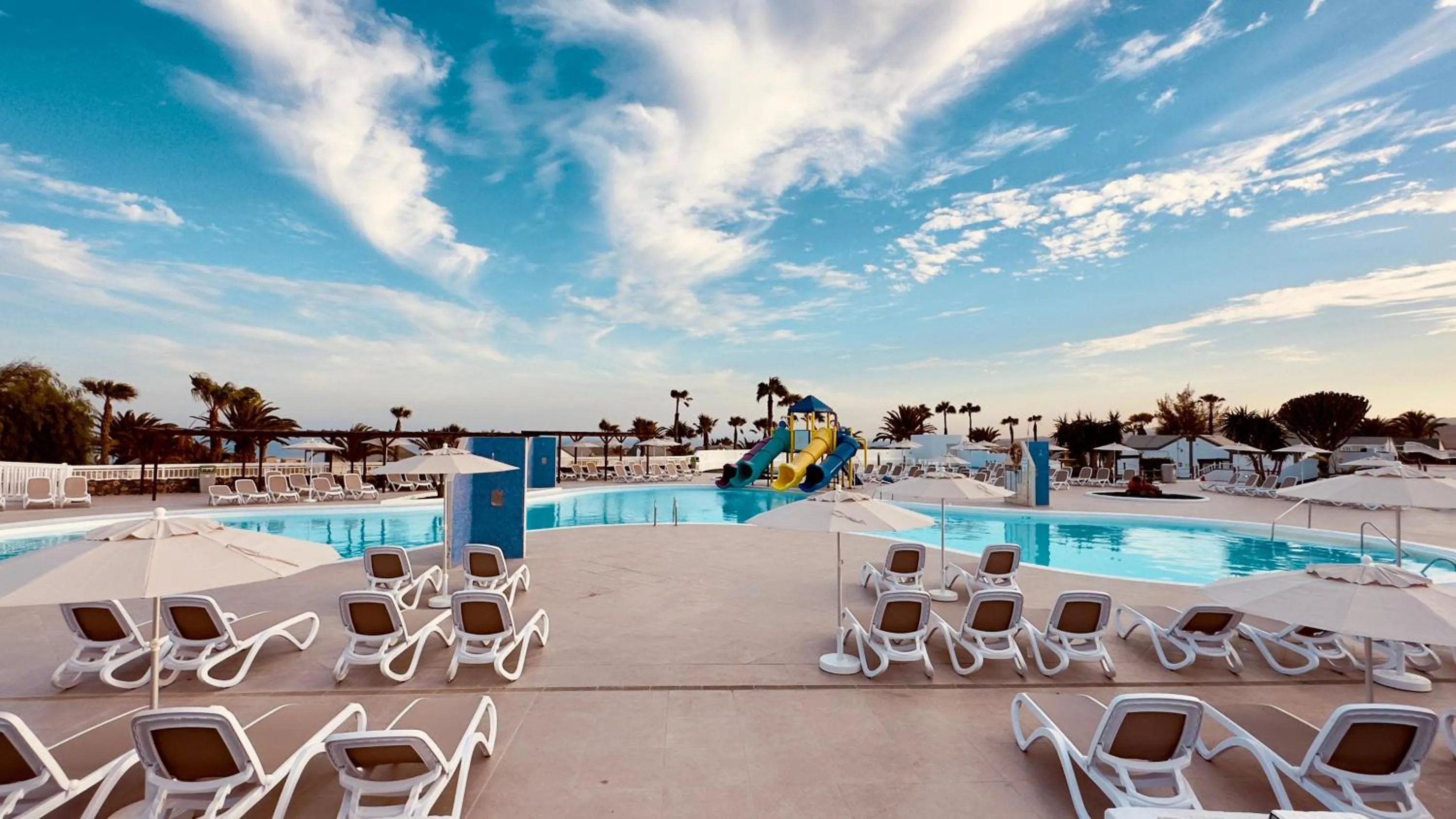 Balcony/Terrace in BLUESEA Club Caleta Dorada
