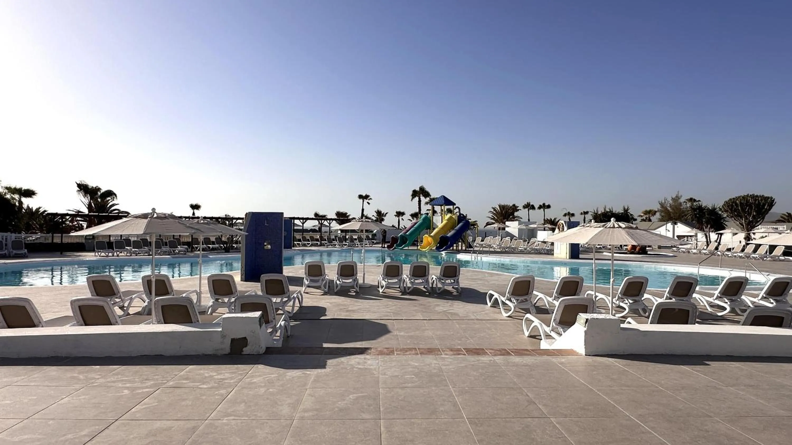 Balcony/Terrace in BLUESEA Club Caleta Dorada