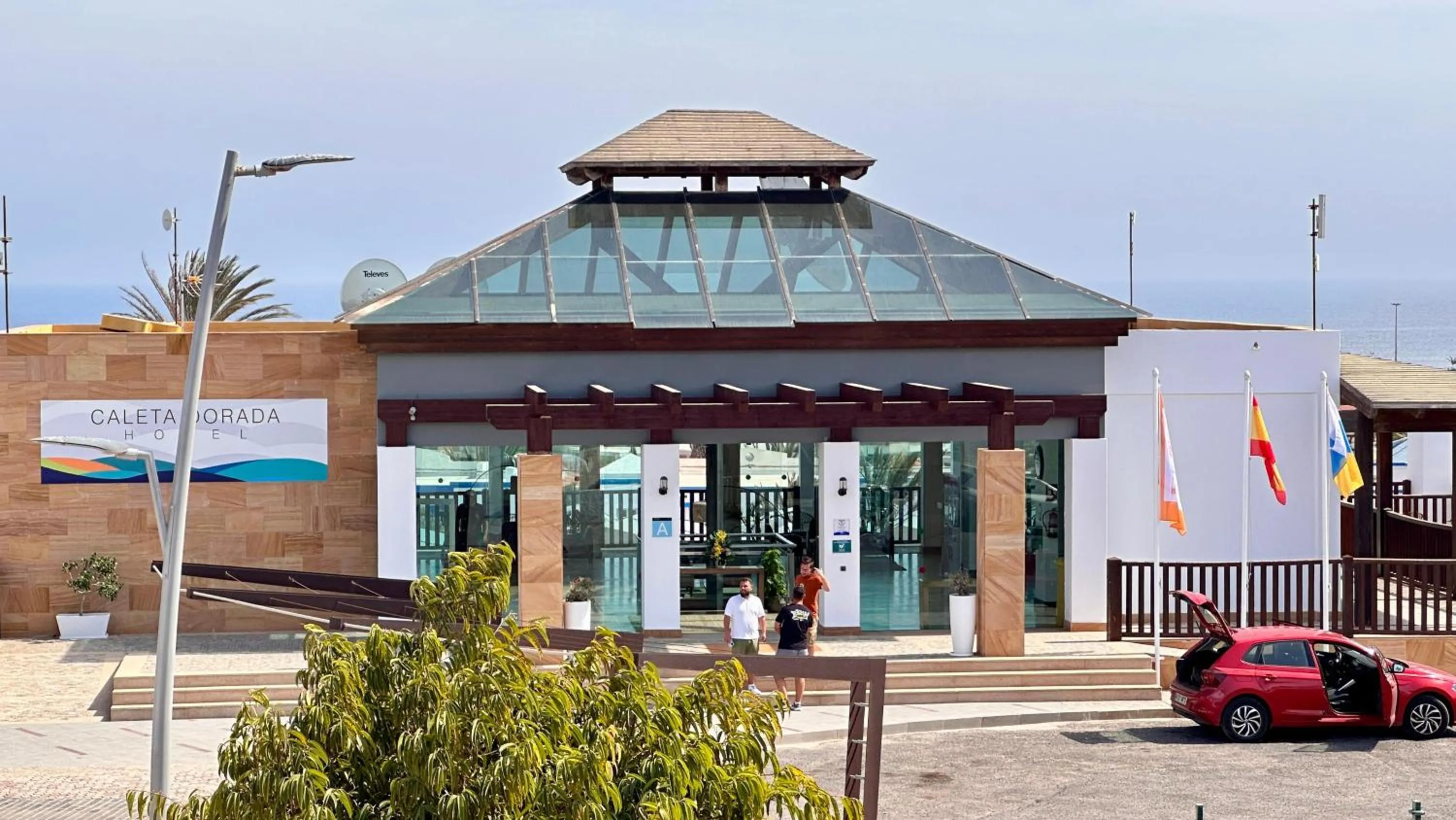 Property building in Caleta Dorada