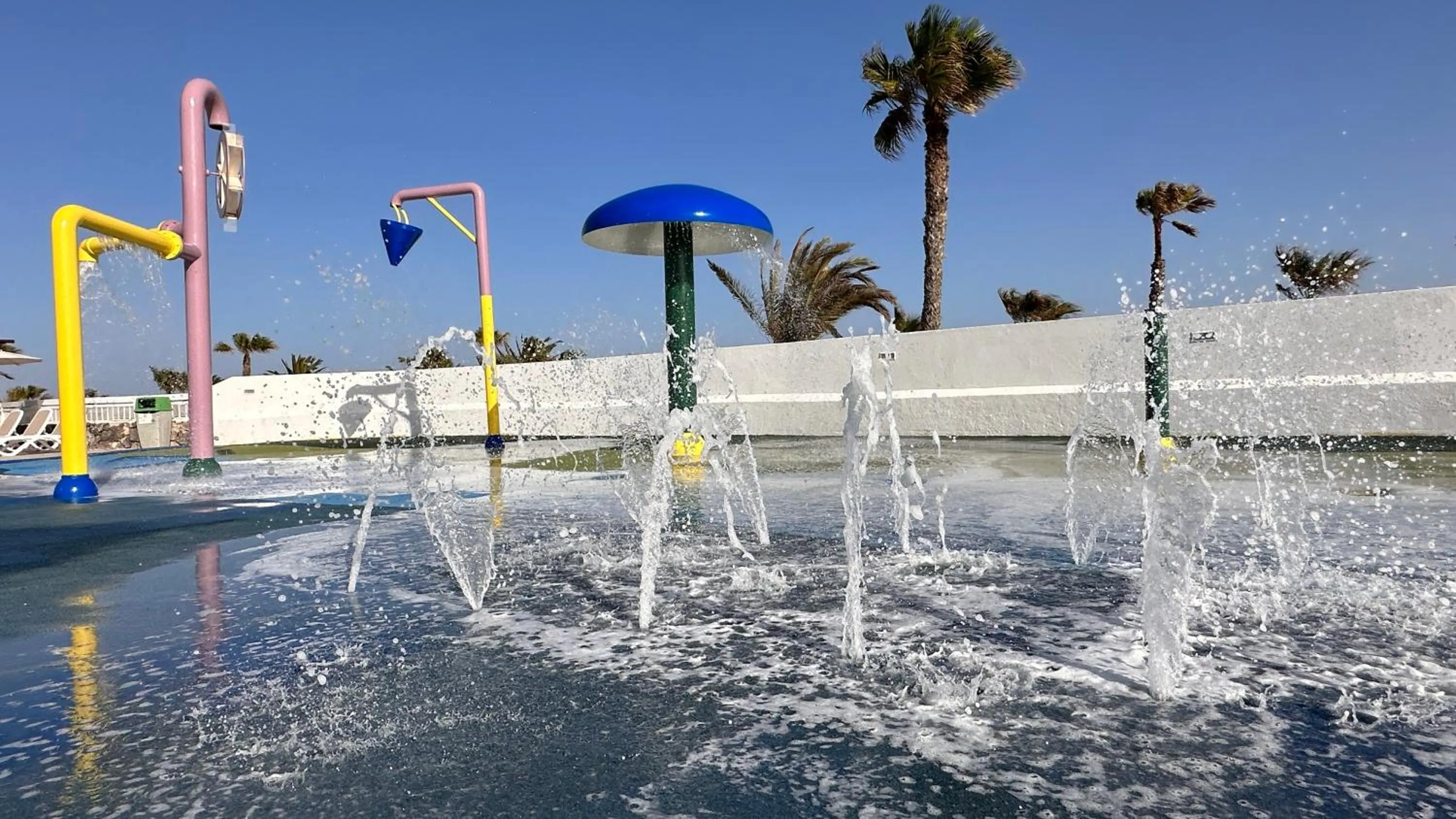 Swimming pool in Caleta Dorada
