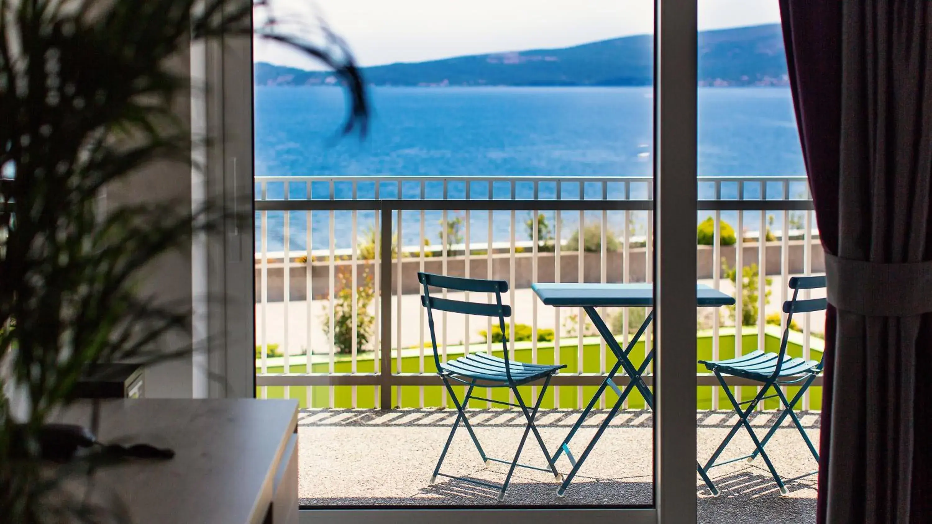 Suite with Balcony and Sea View in Carine Hotel Park Suite with Balcony and Sea View in Carine Hotel Park