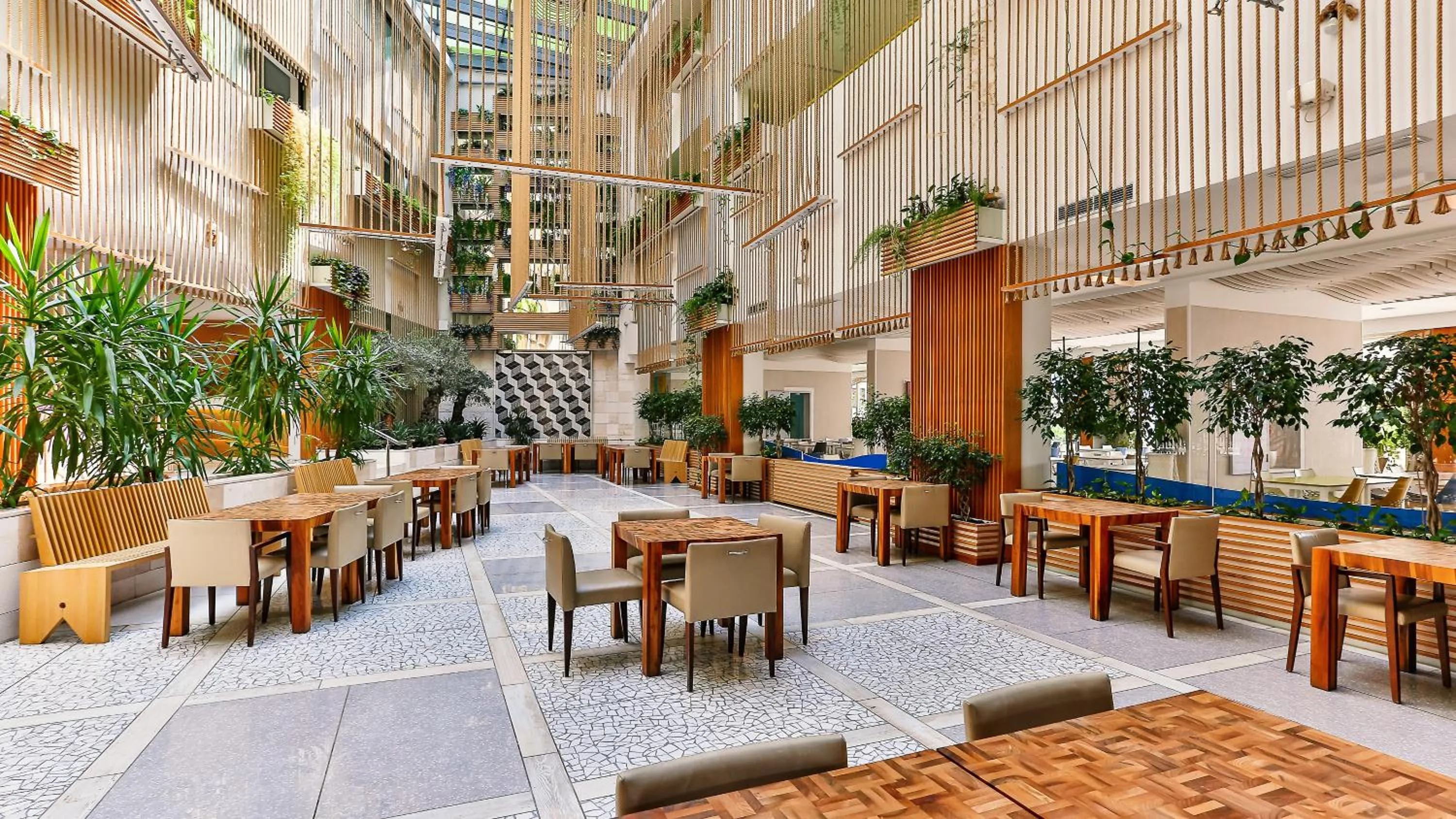 Lobby or reception in Carine Hotel Park