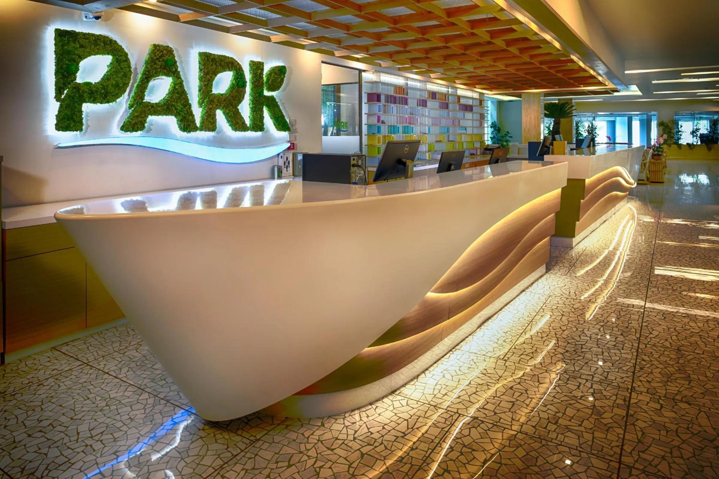 Property building in Carine Hotel Park