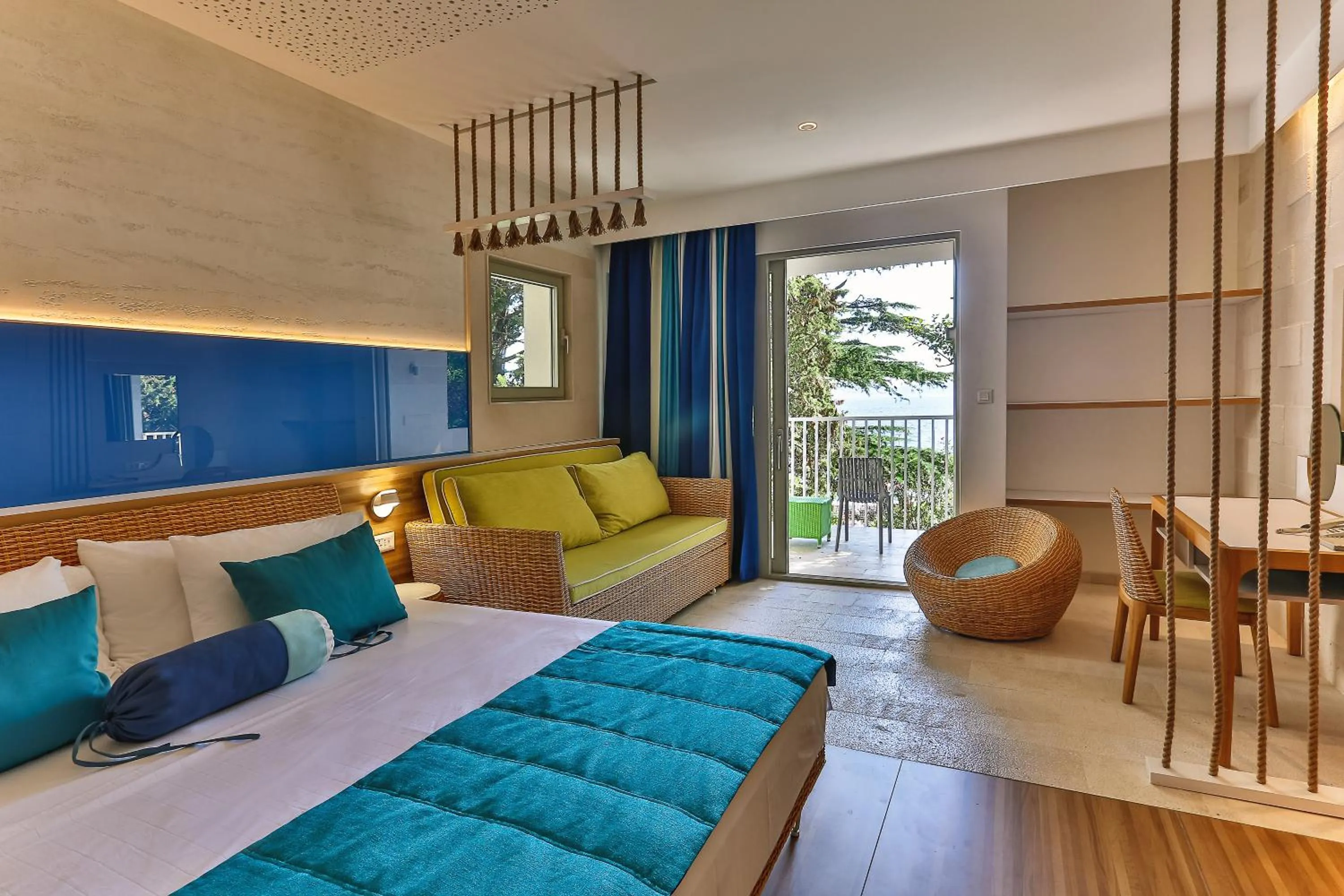 Bedroom, Bed in Carine Hotel Park