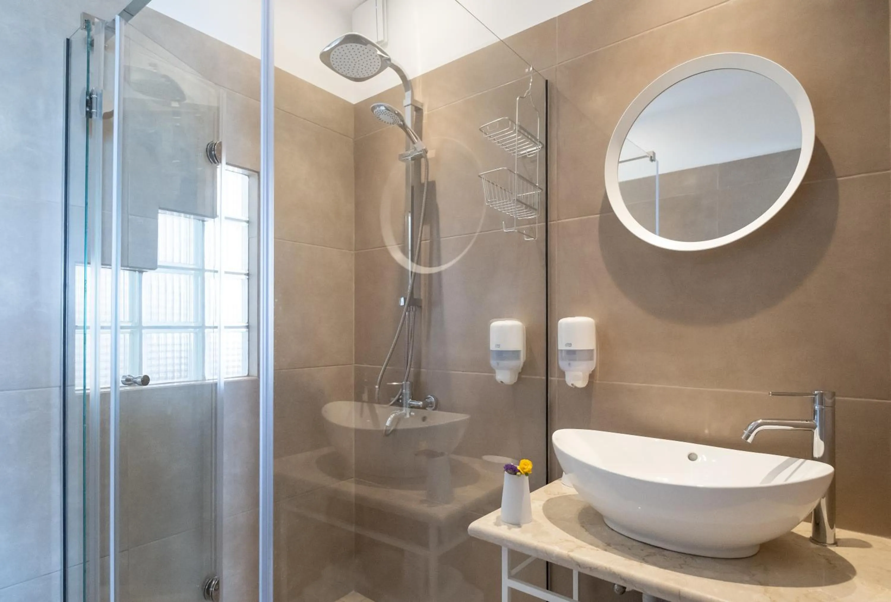 Toilet in Nelly's Apartments