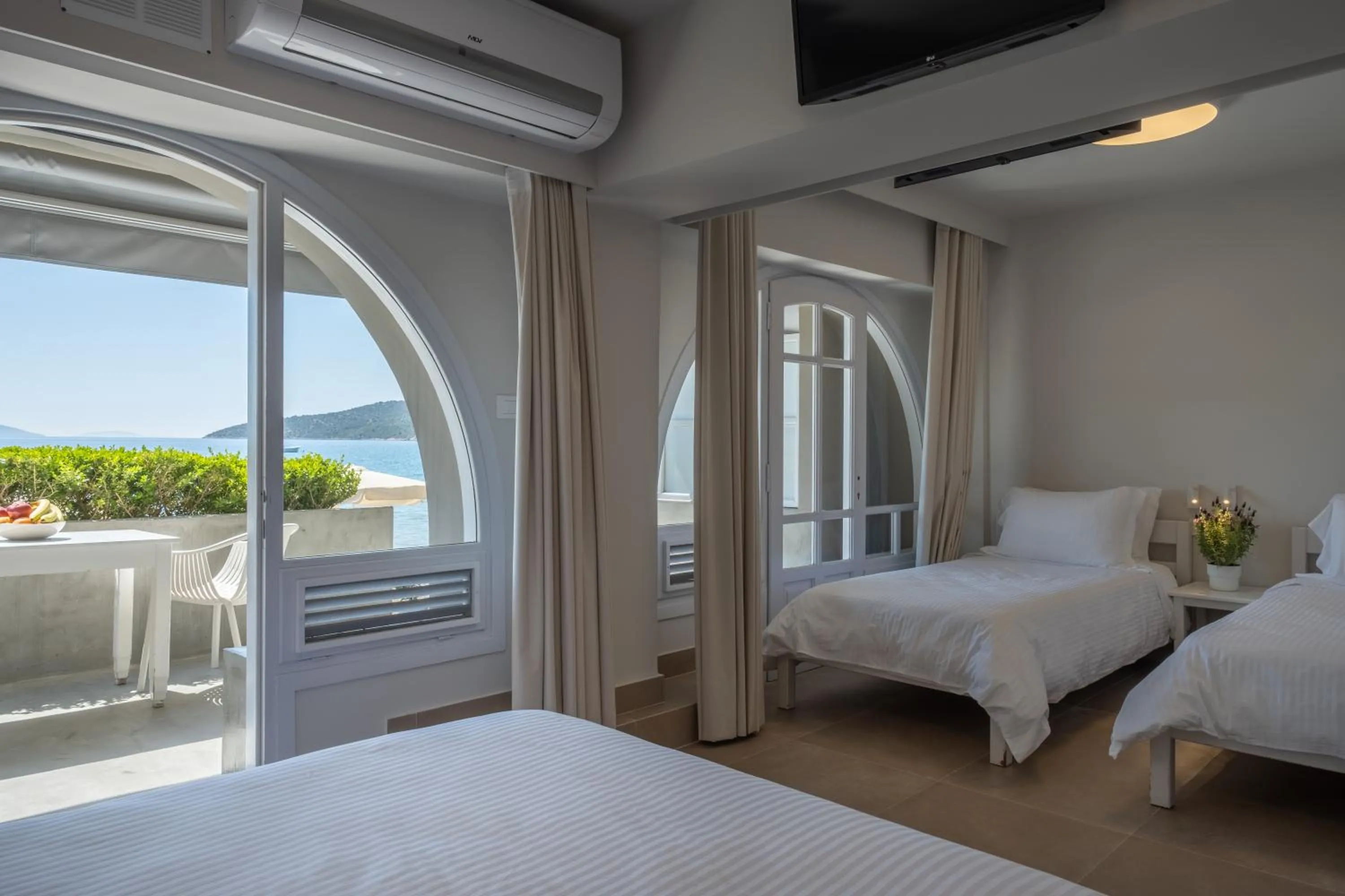 Bed in Nelly's Apartments