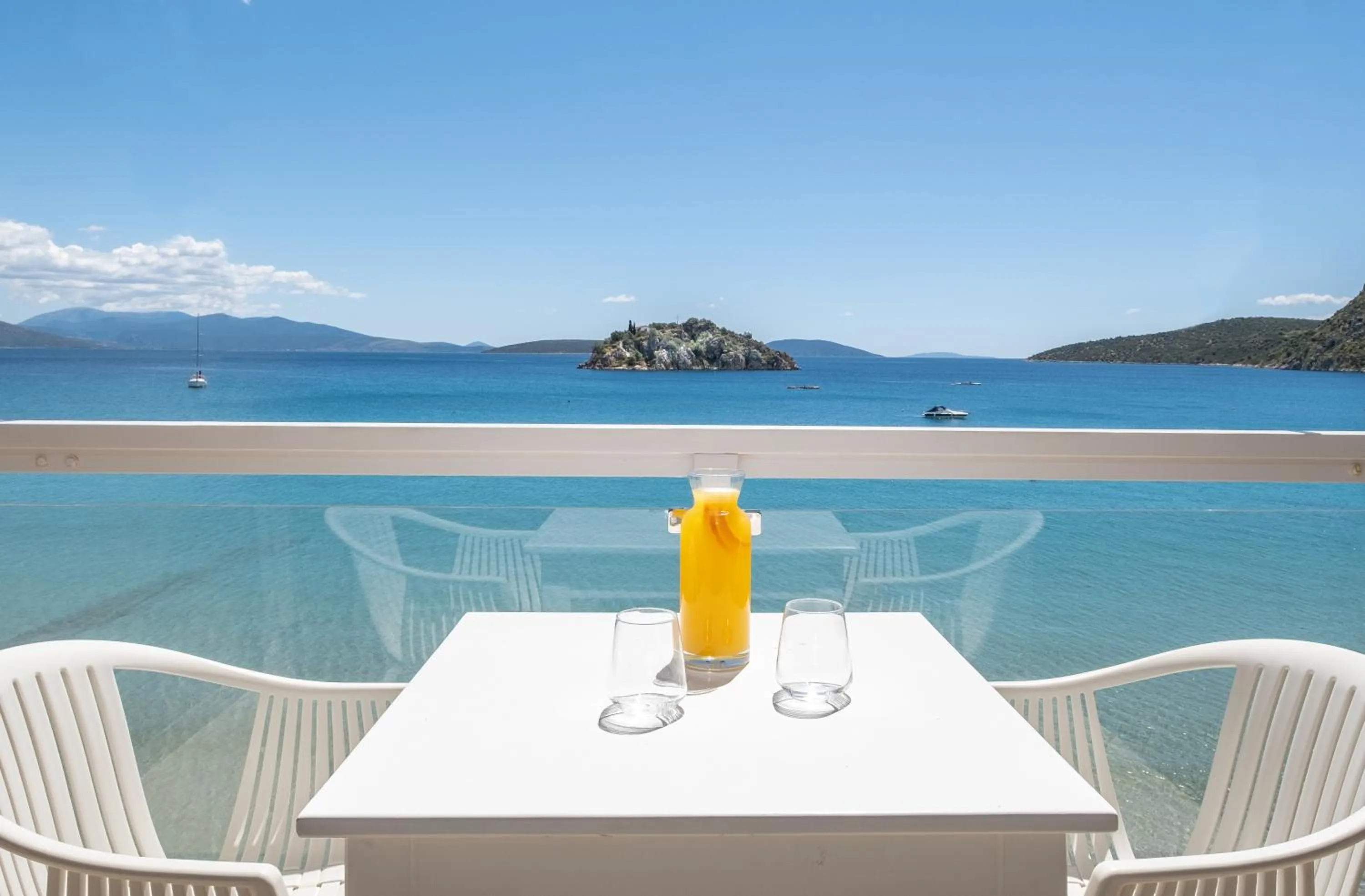 Balcony/Terrace in Nelly's Apartments