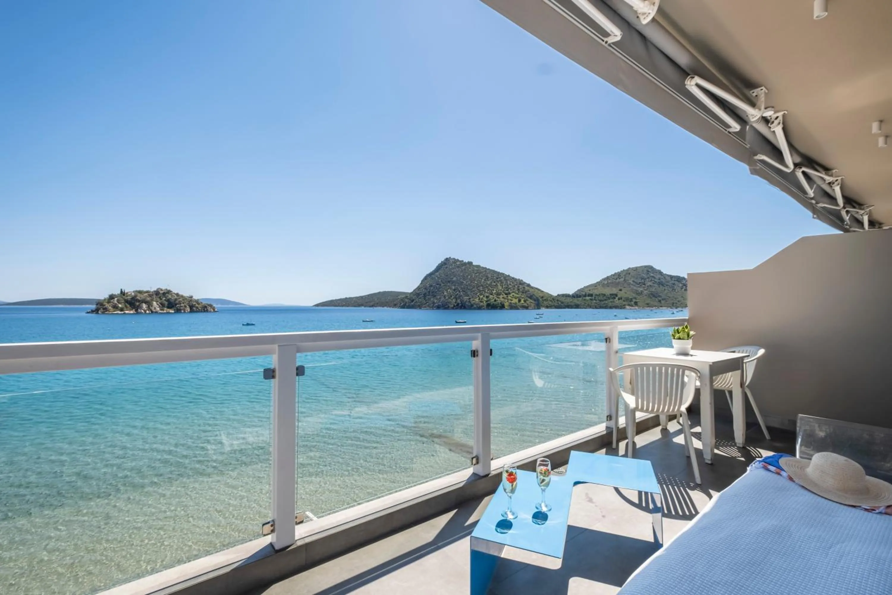 Sea view in Nelly's Apartments