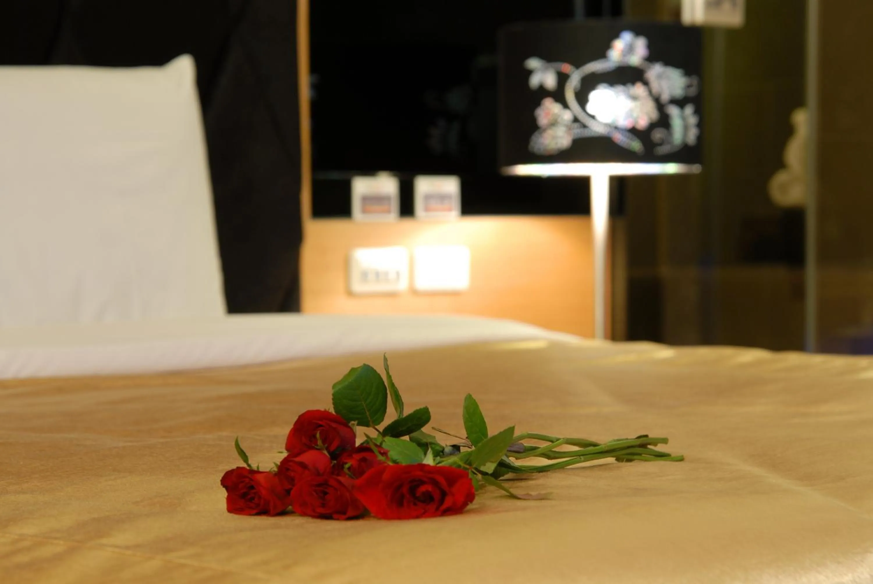 Decorative detail, Bed in WE Motel