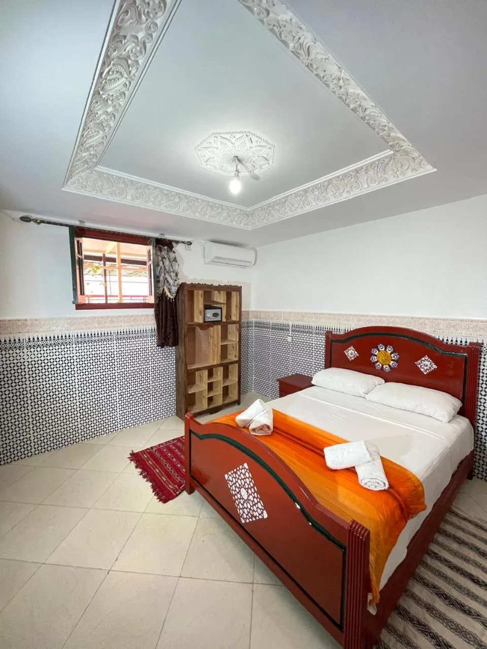 air conditioner, Bed in La Casa Espanyola