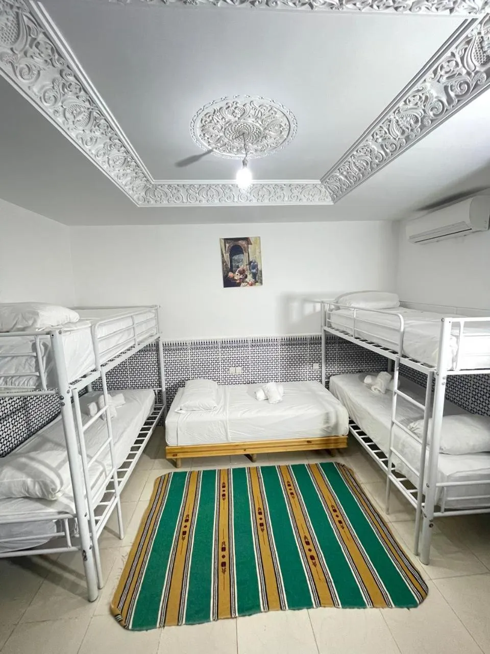 bunk bed, Bed in La Casa Espanyola