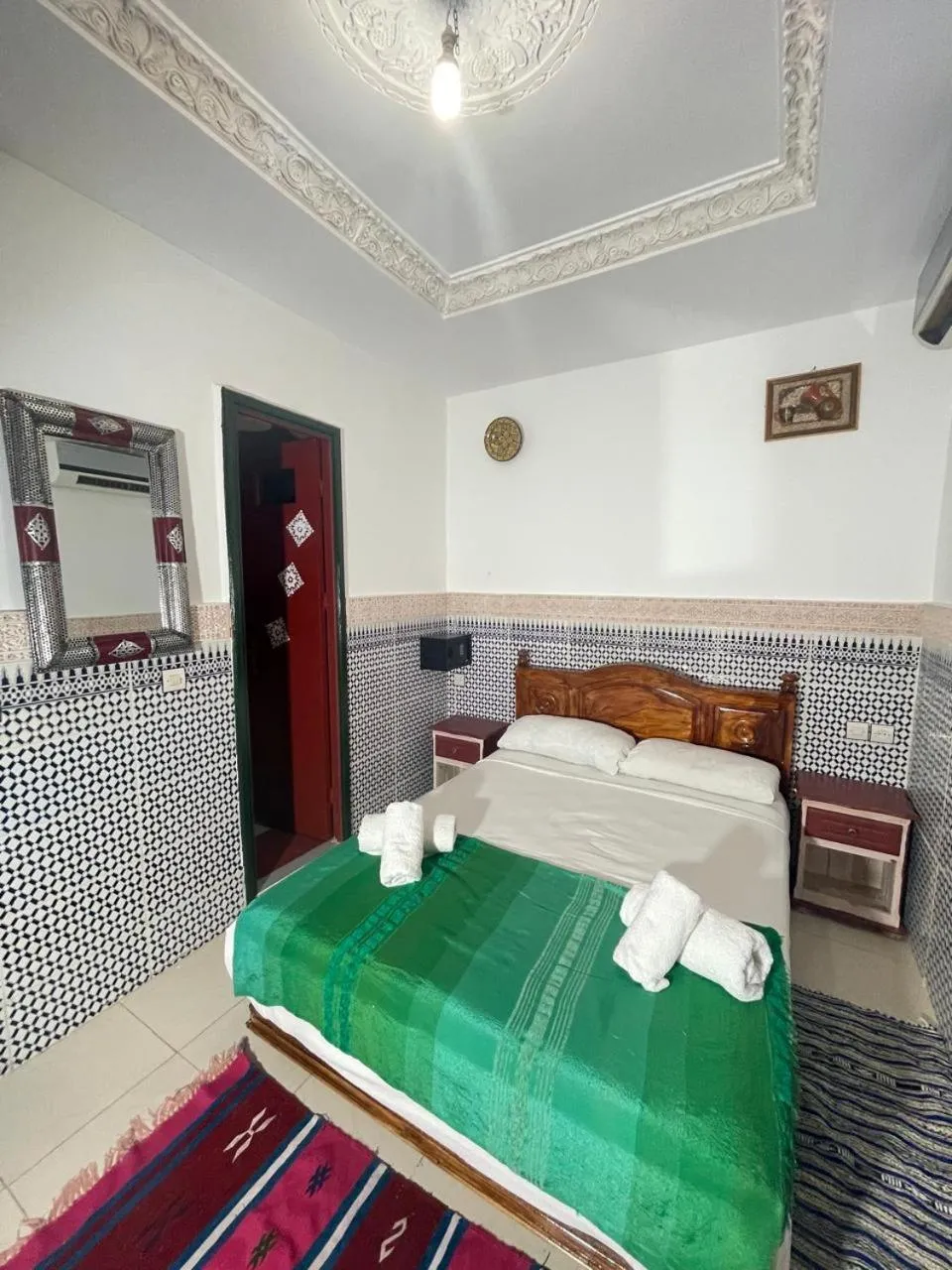 Bedroom, Bed in La Casa Espanyola