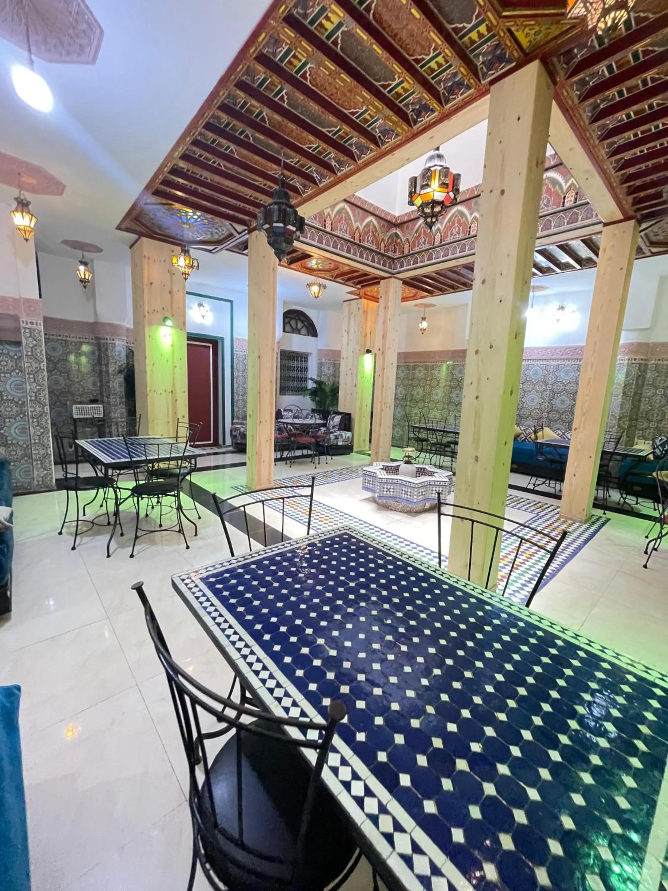 Communal lounge/ TV room in La Casa Espanyola