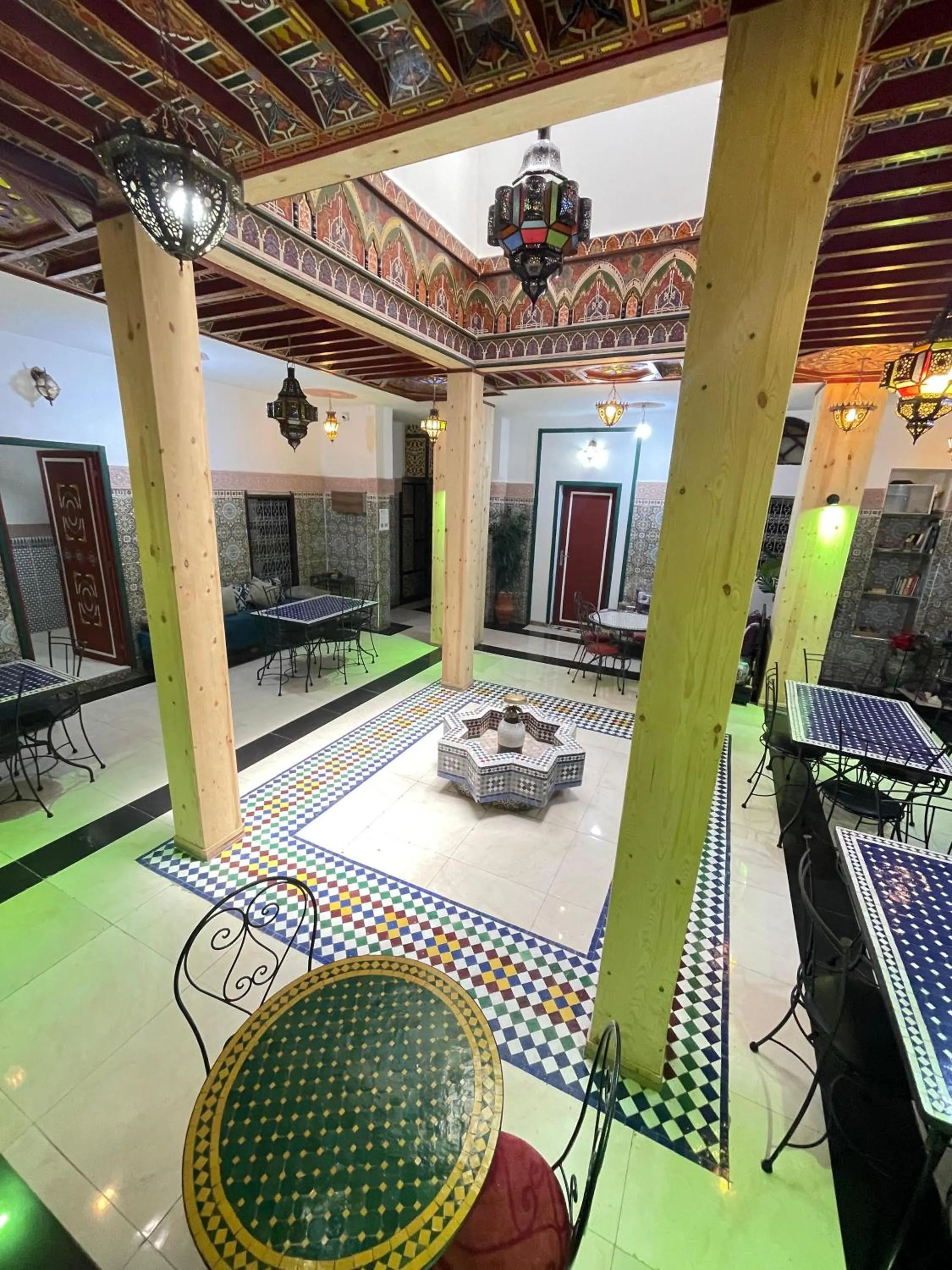 Living room in La Casa Espanyola