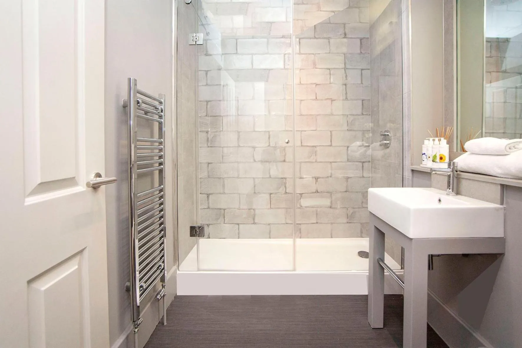 Bathroom in The Grosvenor Arms