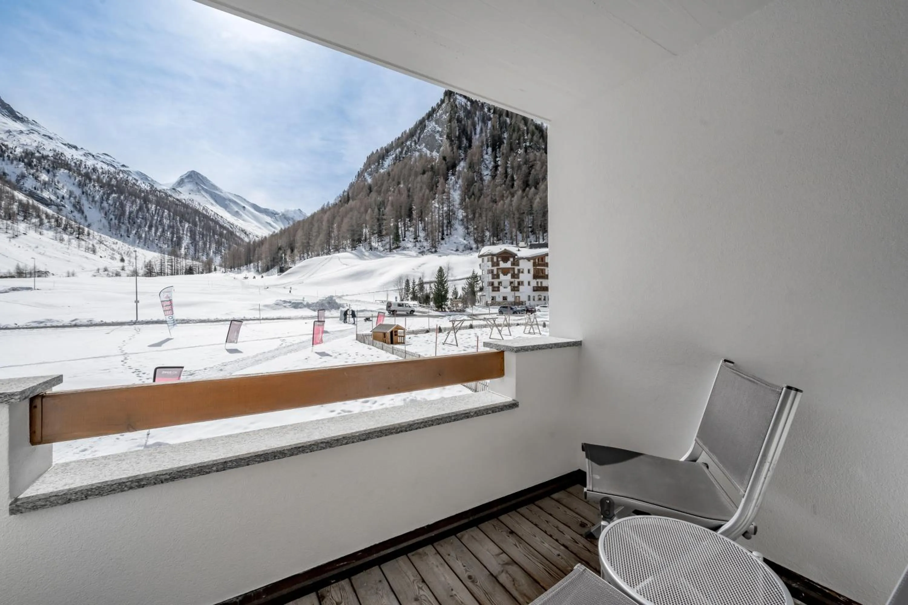 Mountain view in Hotel Nevada