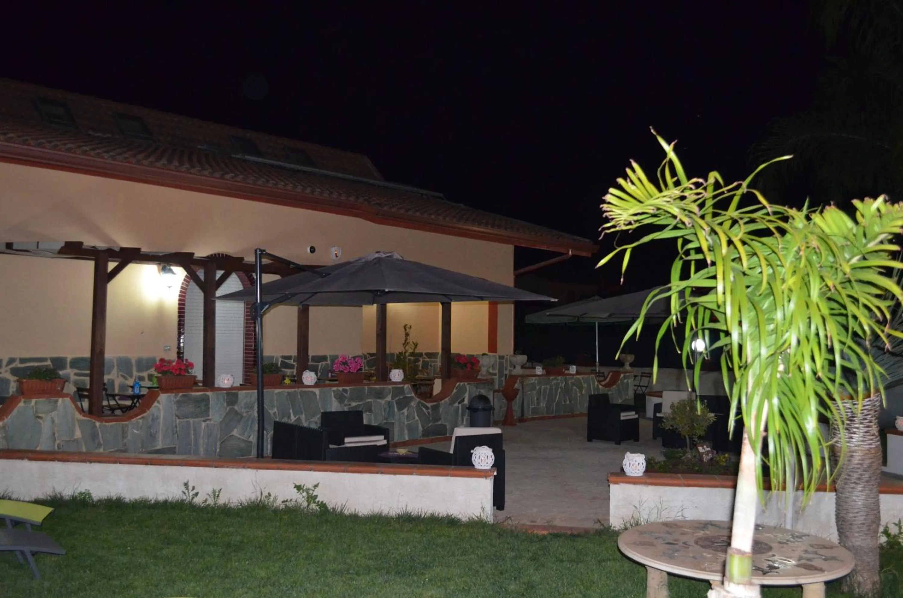 Garden in Villa Anna B&B