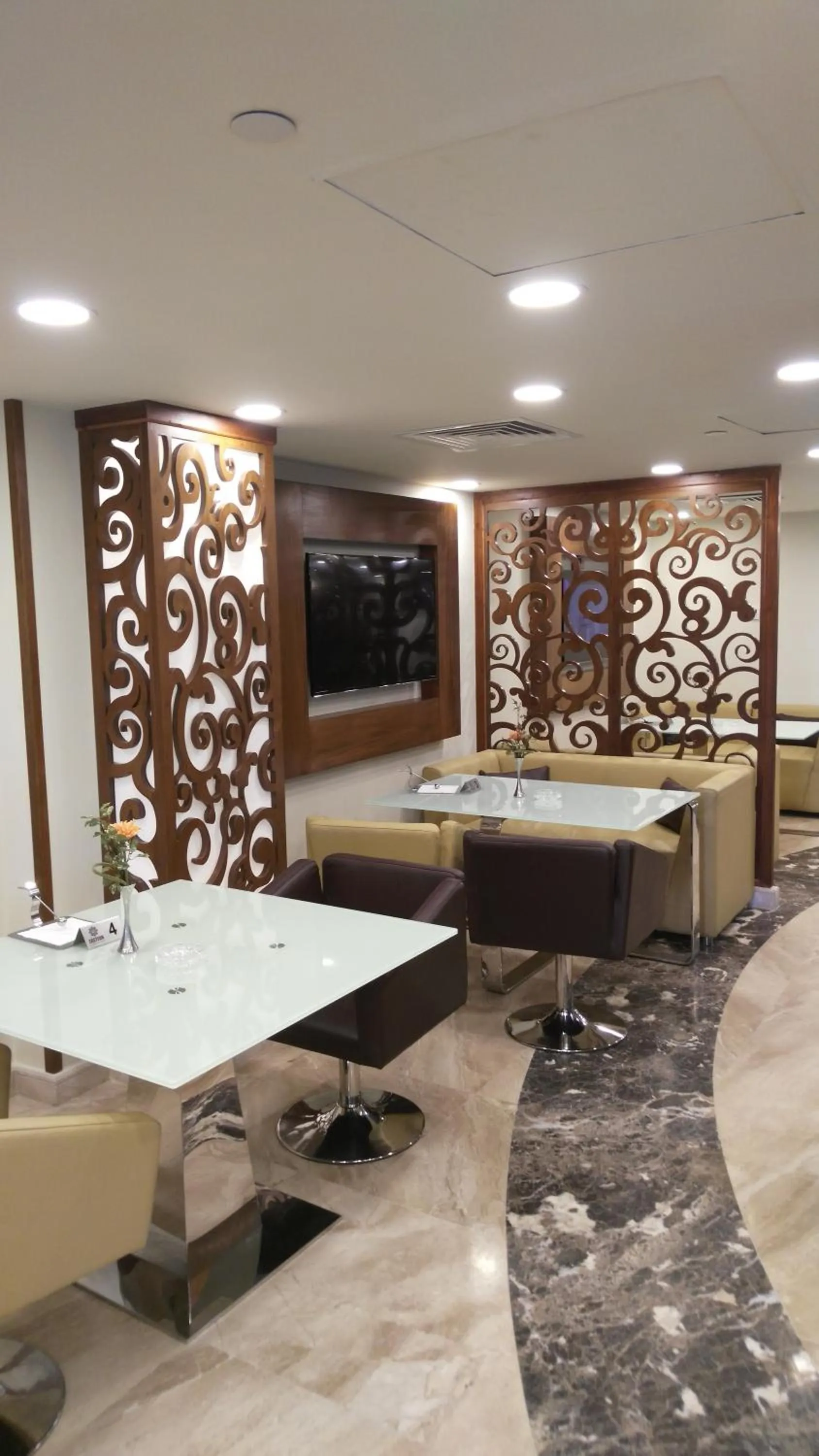 Restaurant/places to eat in Eastern Al Montazah Hotel