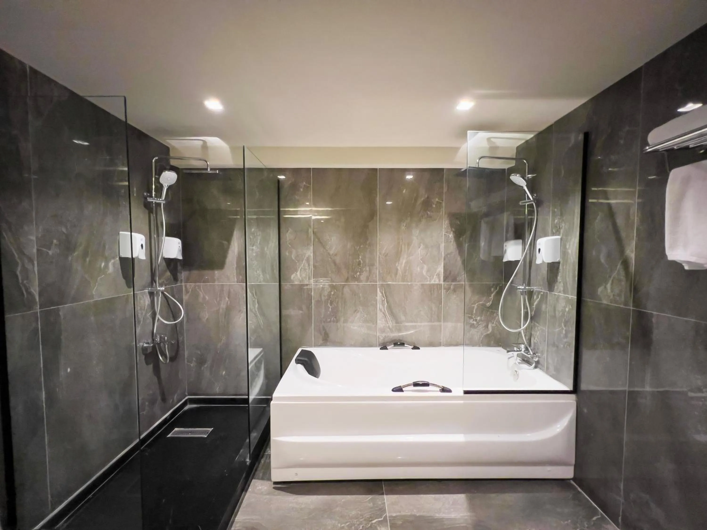 Bathroom in Eastern Al Montazah Hotel