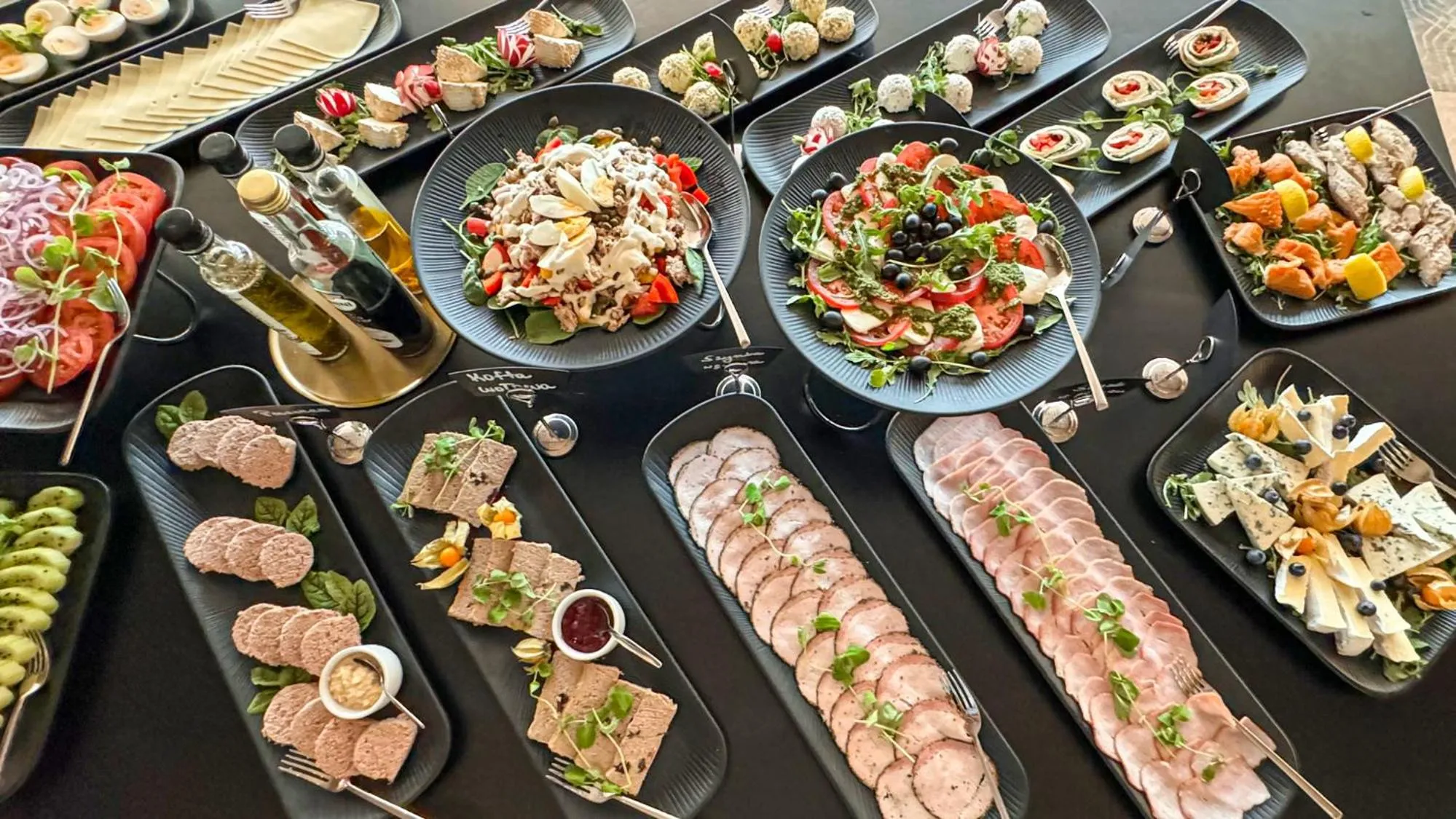 Breakfast in Hotel Victor Pruszków DeSilva