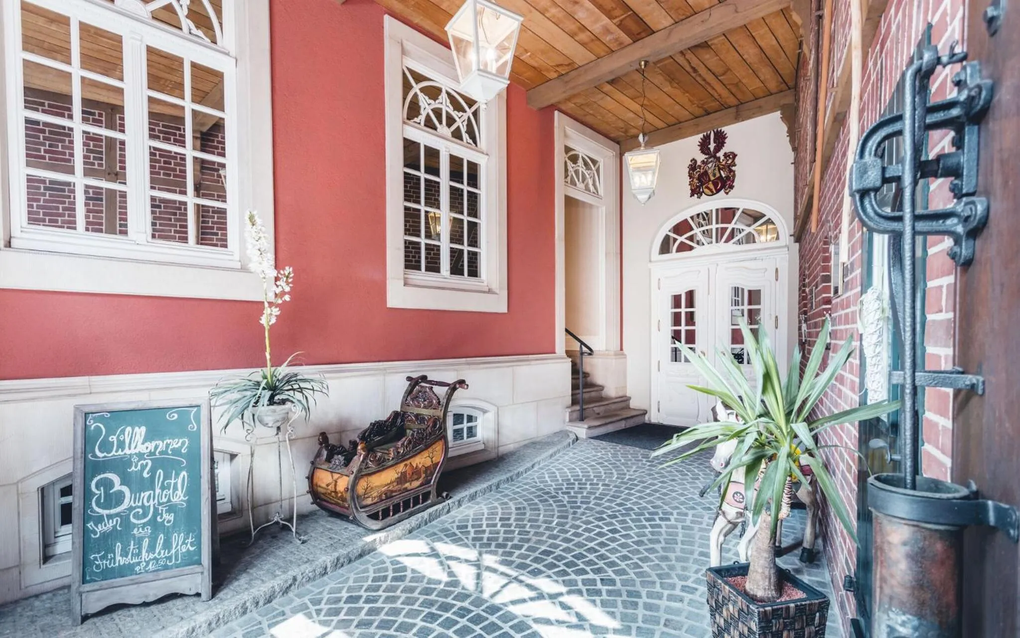 Facade/entrance in Burghotel Haselünne