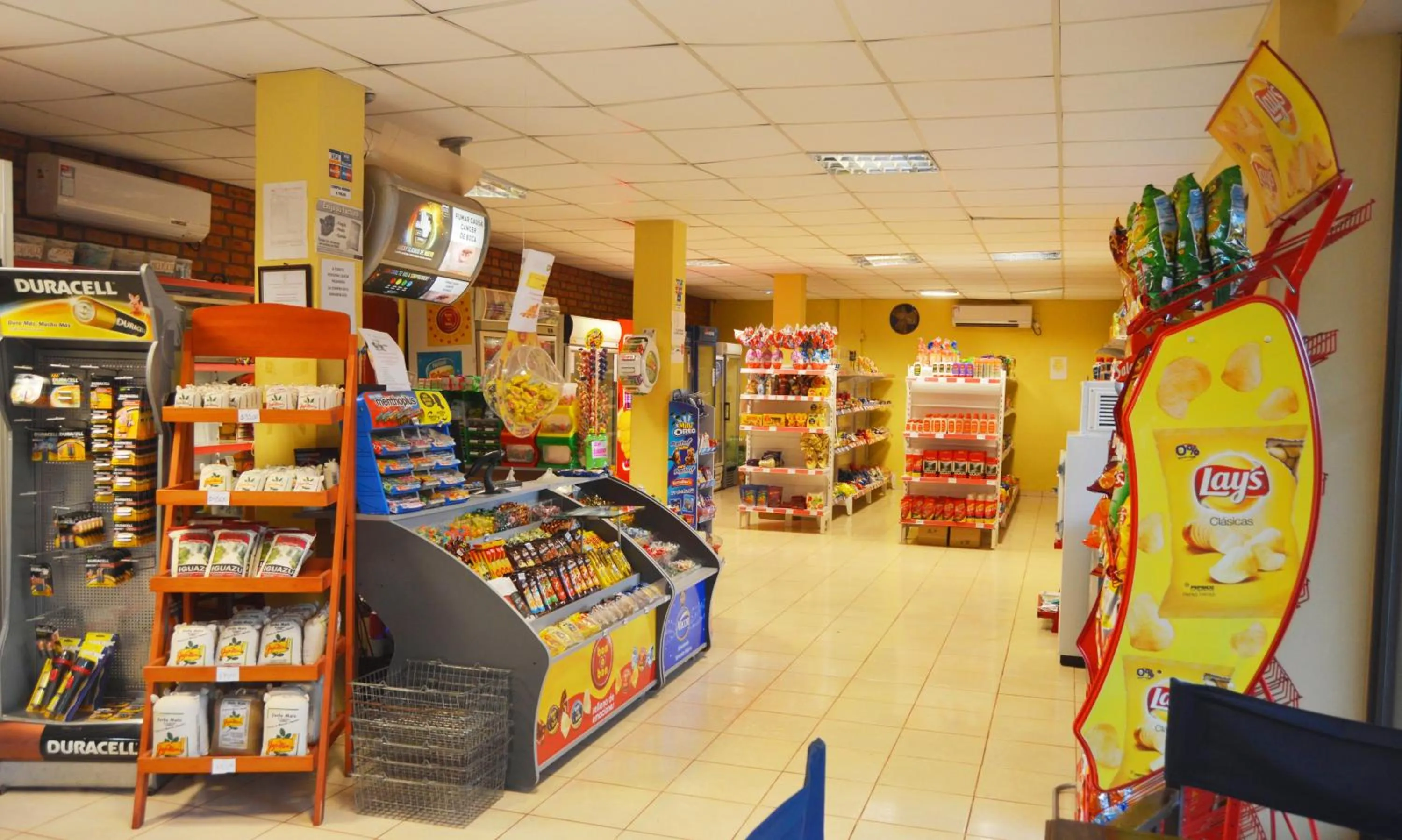 On-site shops in Complejo Americano