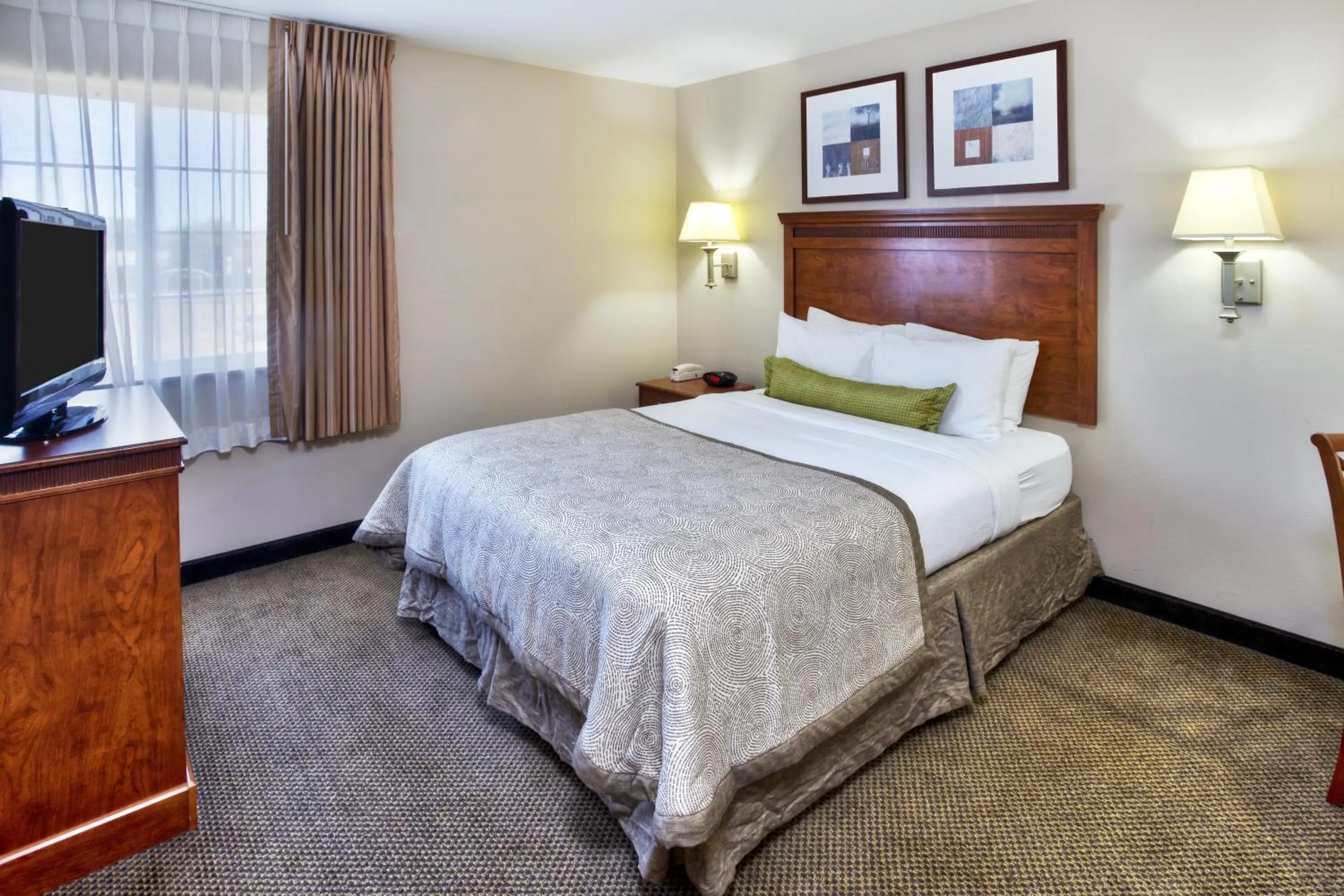 Photo of the whole room, Bed in Candlewood Suites Killeen - Fort Hood Area by IHG