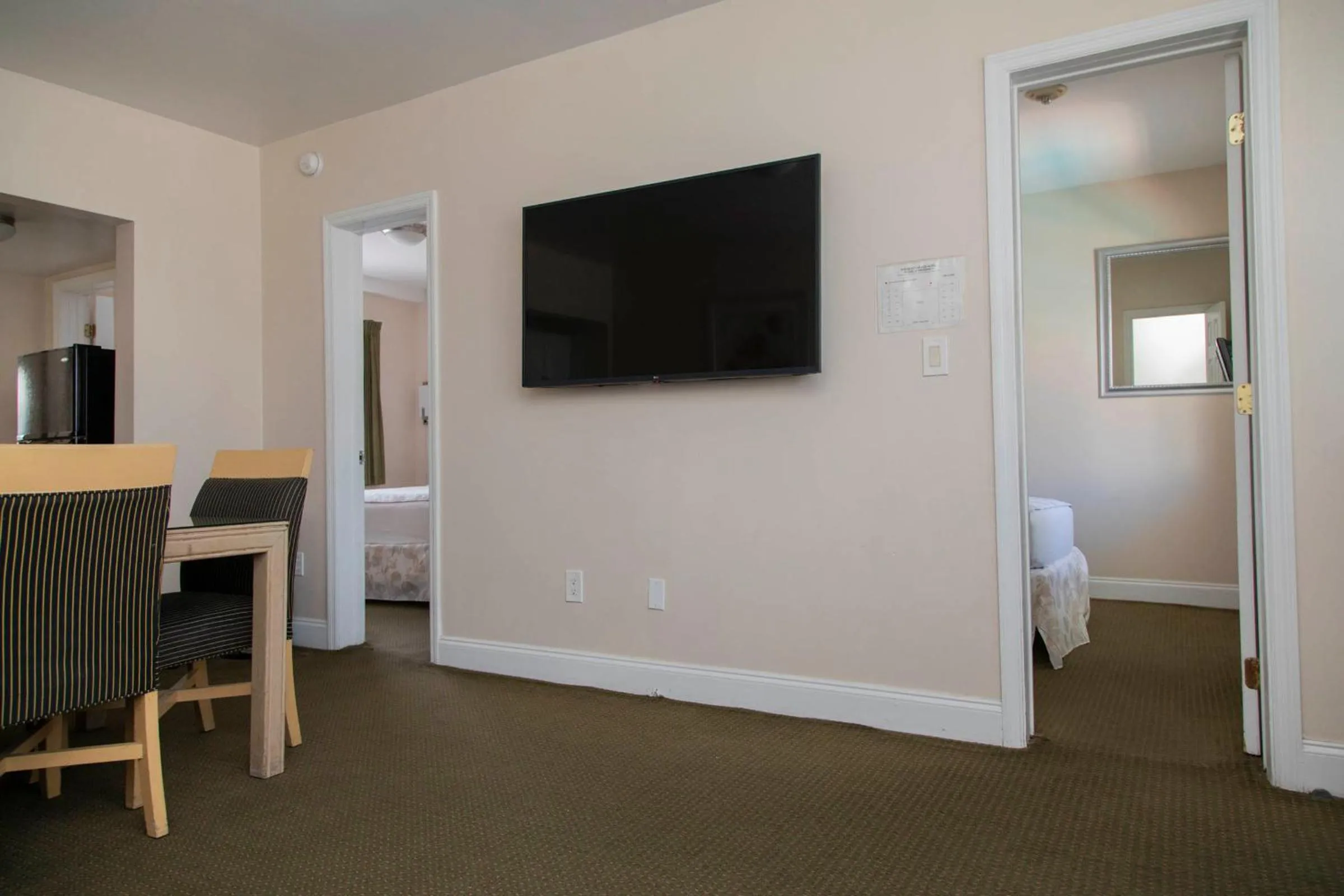 Seating area in Beach Place Hotel