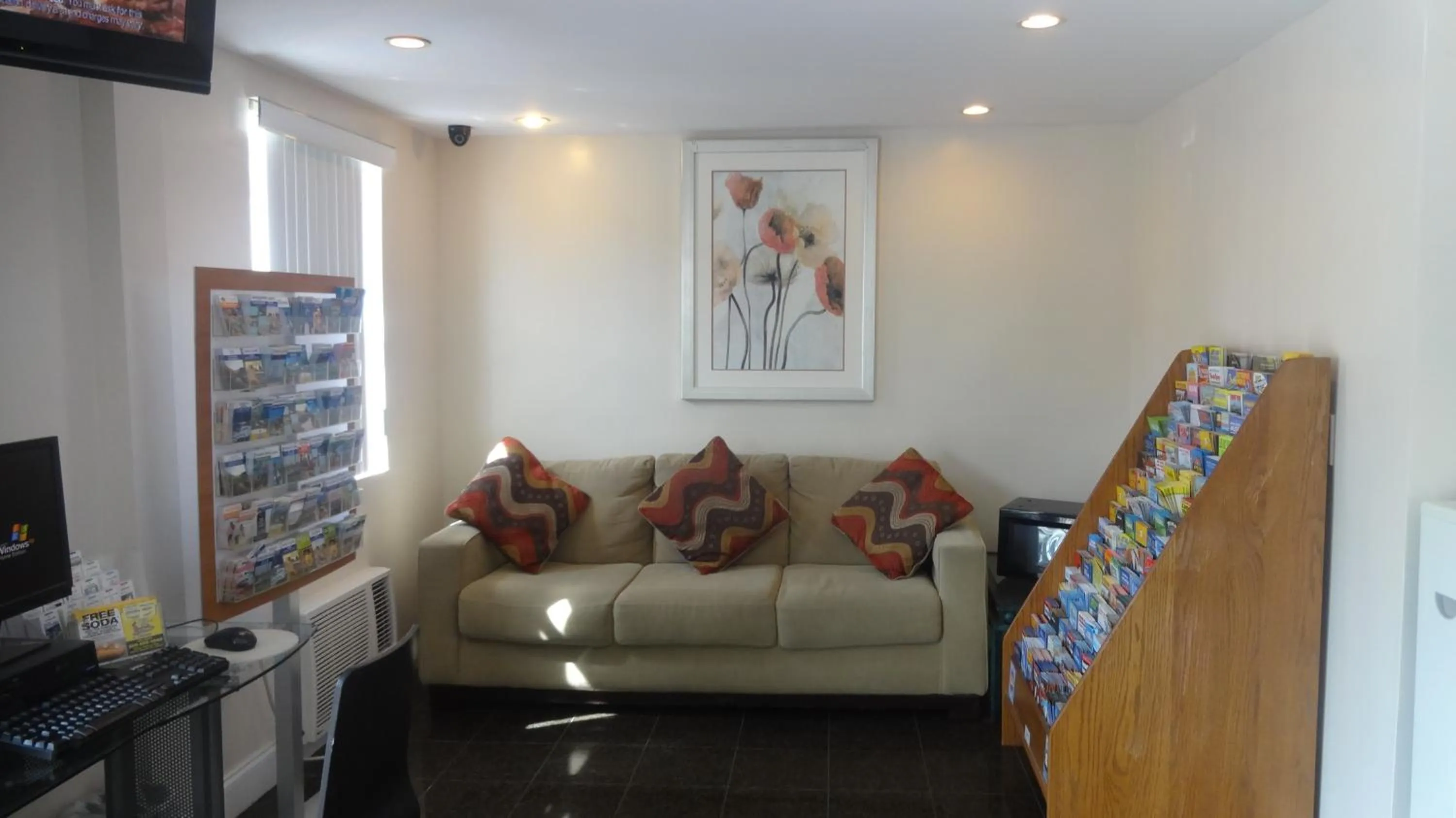 Lobby or reception in Beach Place Hotel