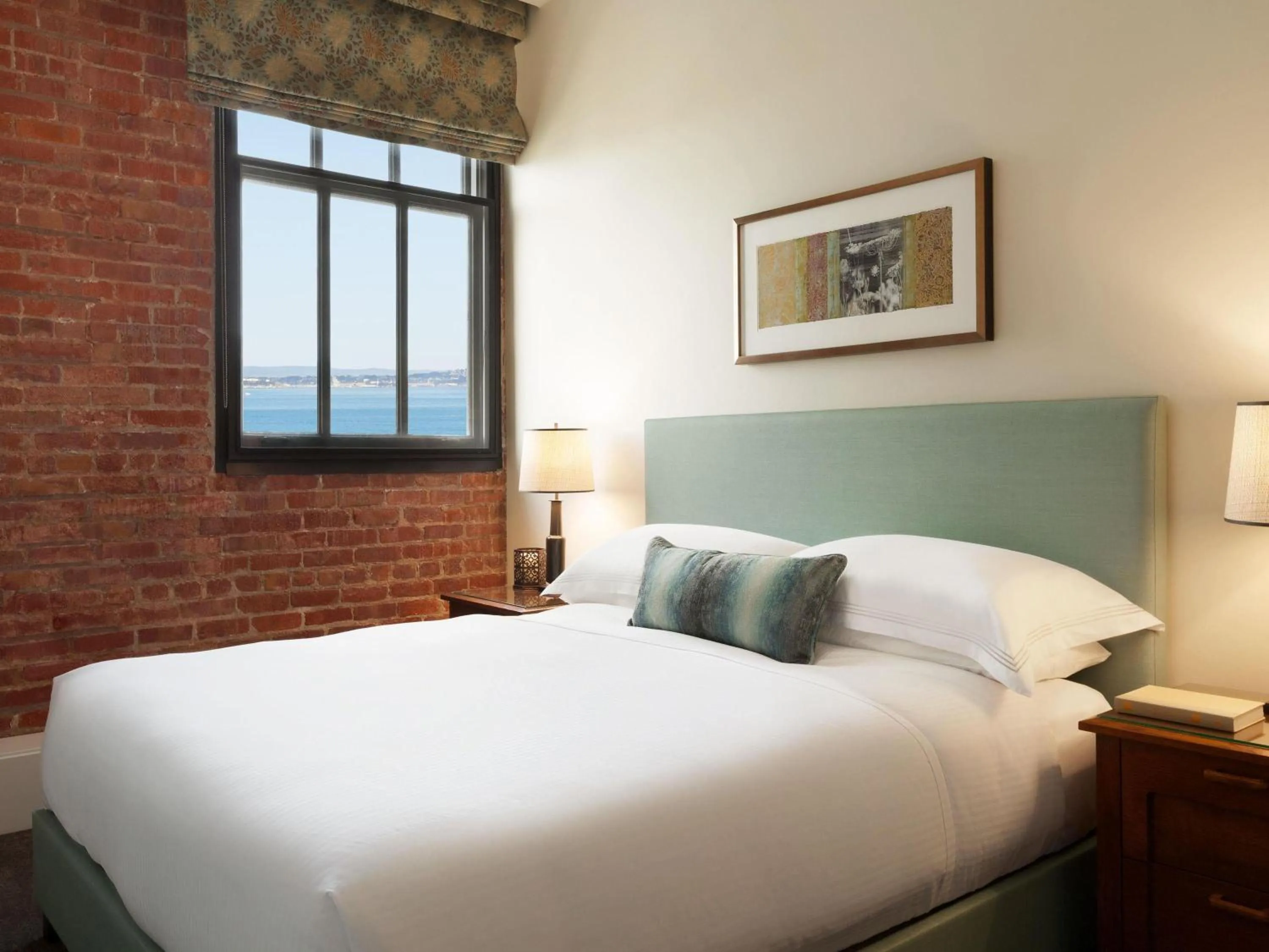 One Bedroom Bay View Residence with One King Bed and Sofa bed in The Fairmont Heritage Place Ghirardelli Square