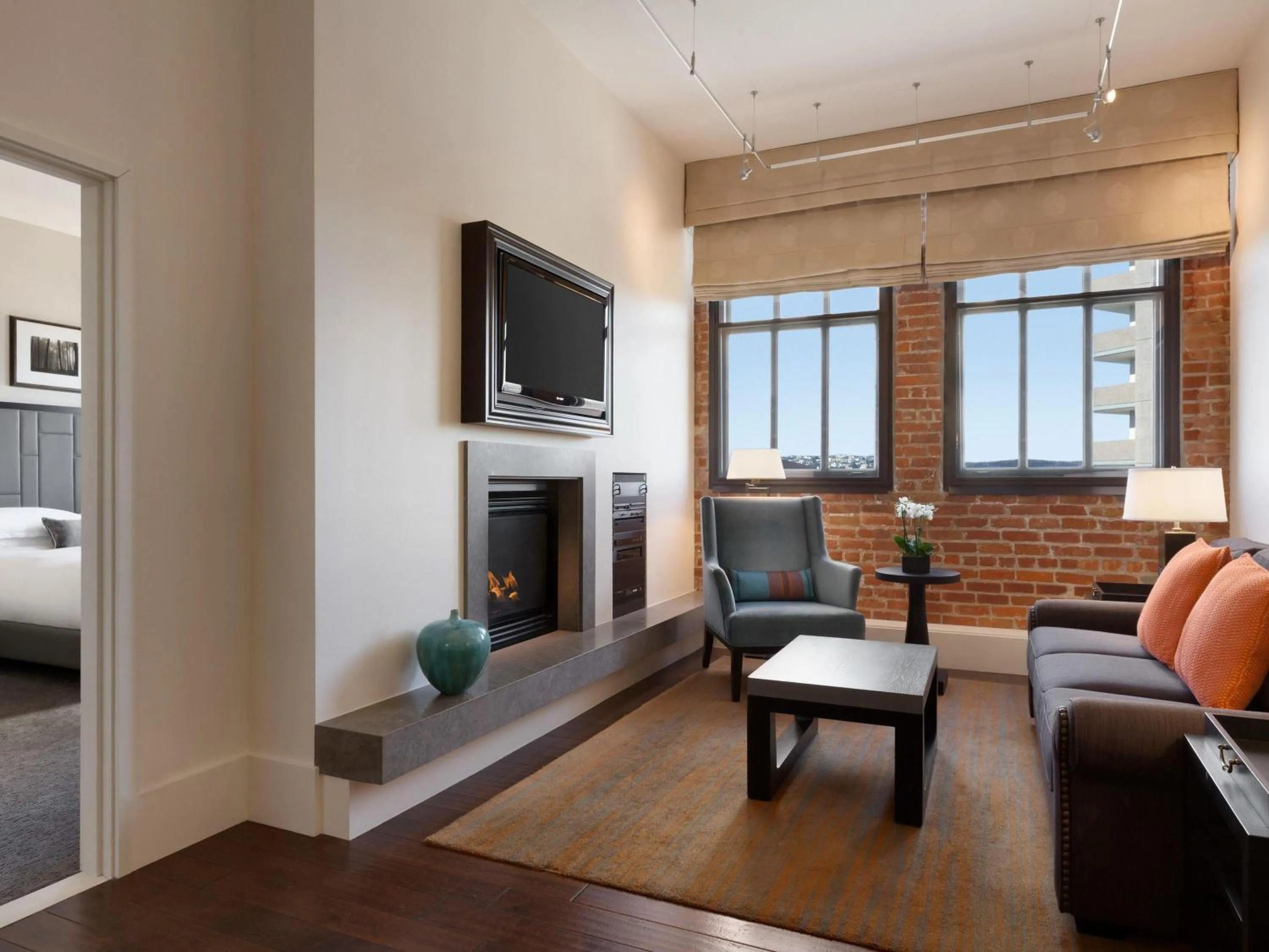 Bedroom, Bed in The Fairmont Heritage Place Ghirardelli Square