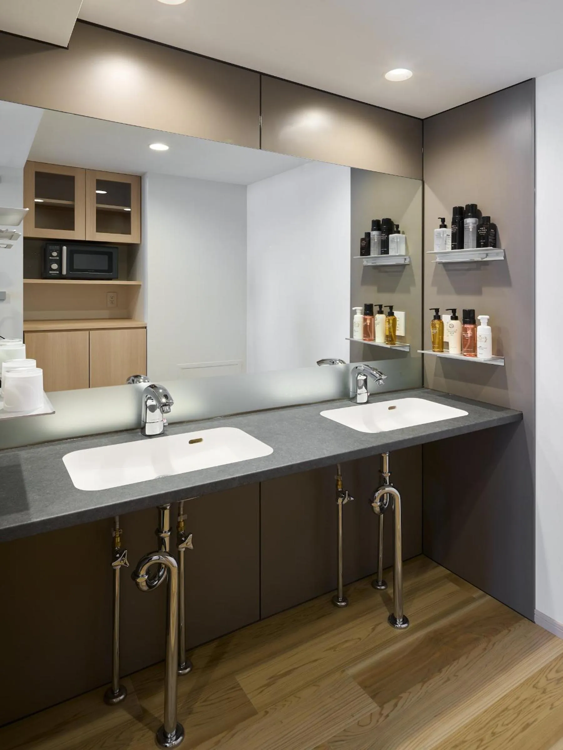 Bathroom in Shinjuku City Hotel N.U.T.S Tokyo