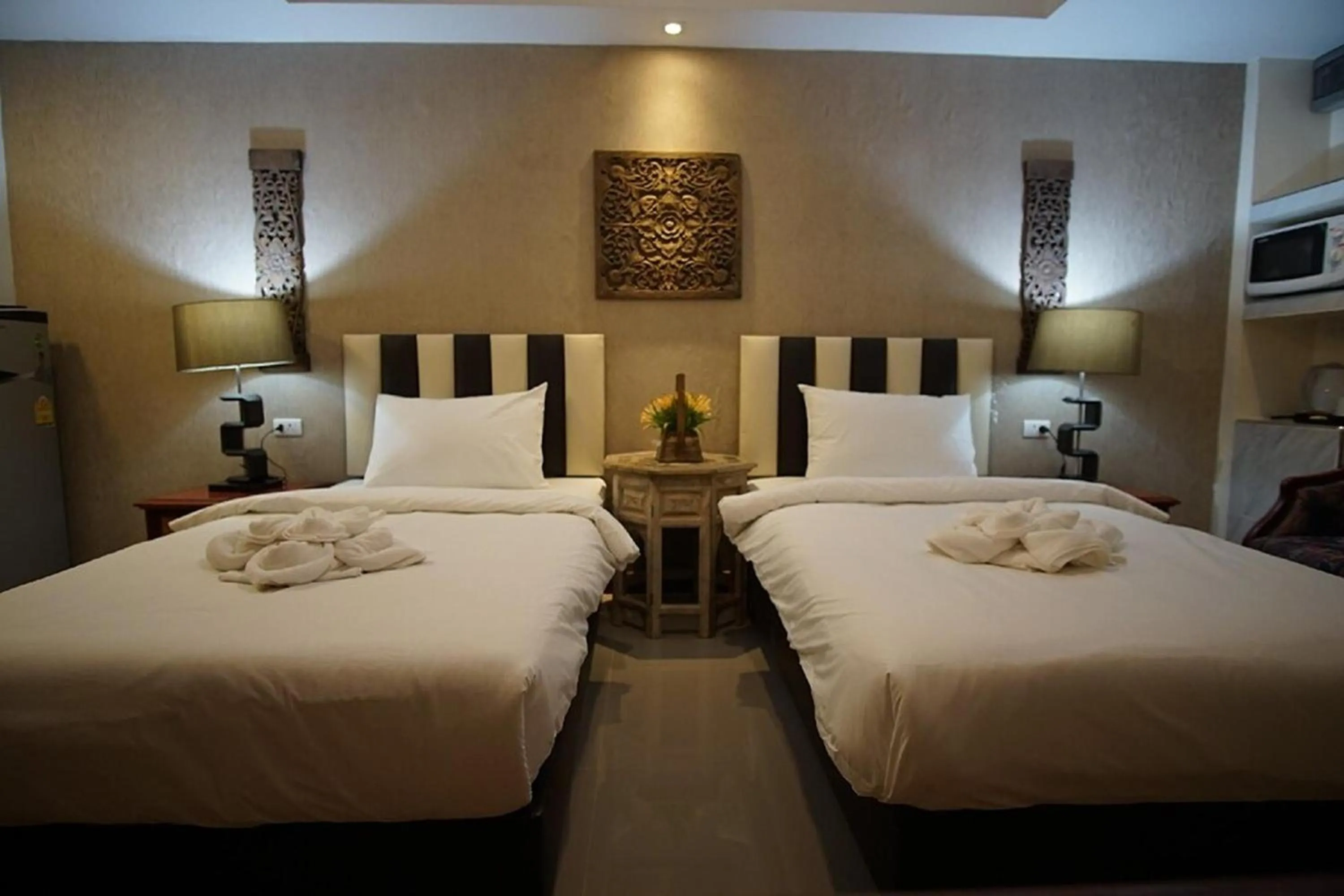 Bedroom, Bed in Kim Hotel At Bangplong