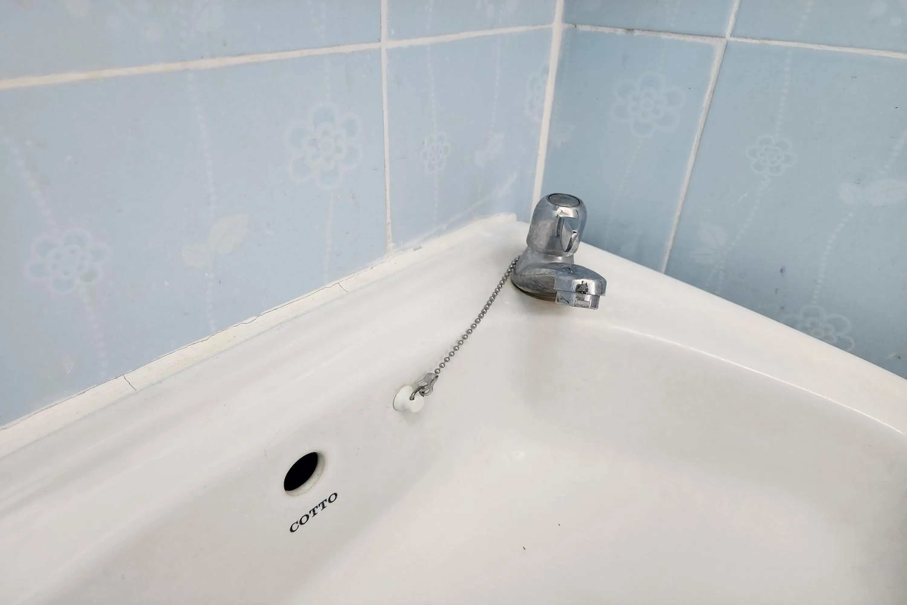 Bathroom in Kim Hotel At Bangplong