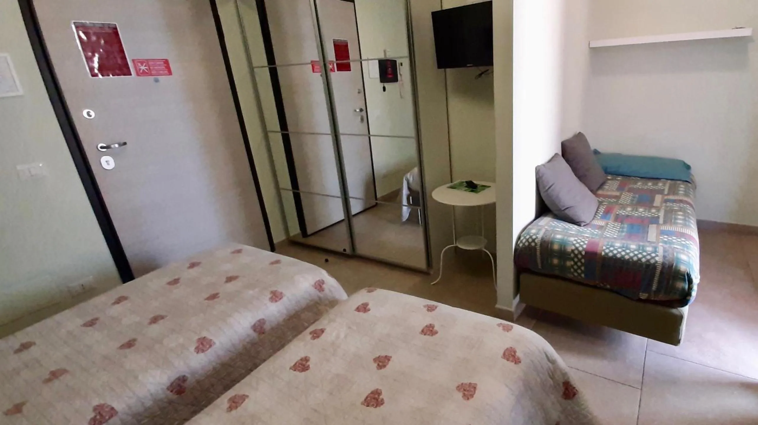 Bed in Guest House Roma Express