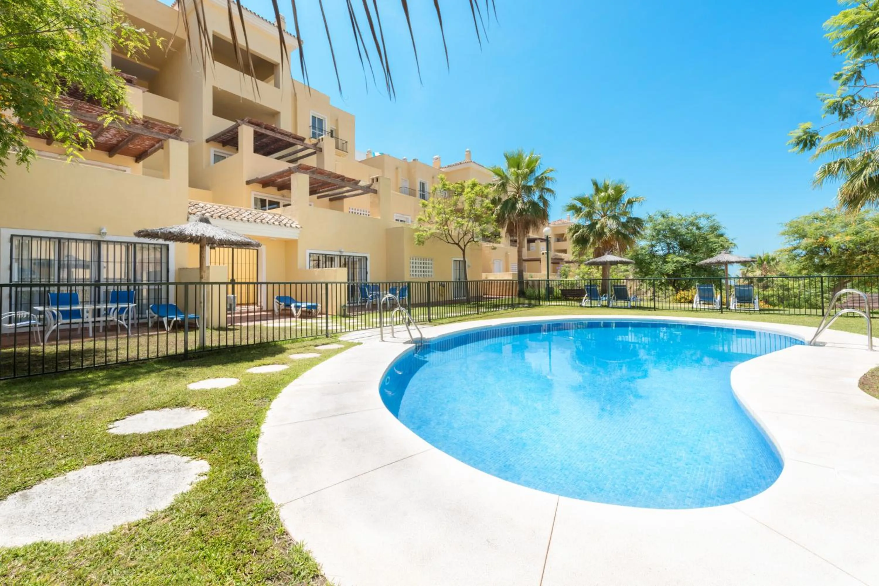 Garden in Colina del Paraiso