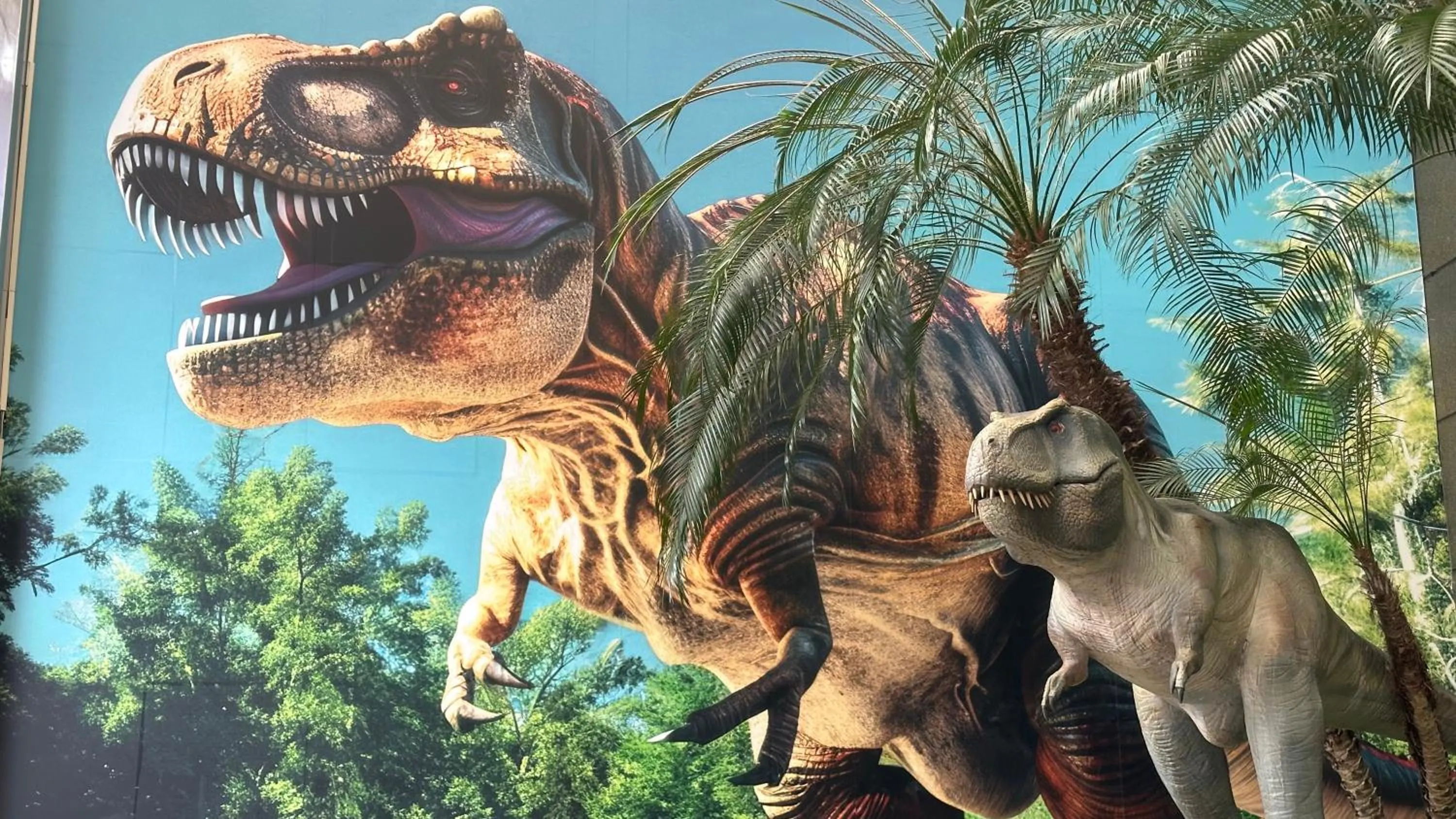 Property building in HiONE Holiday Hotel