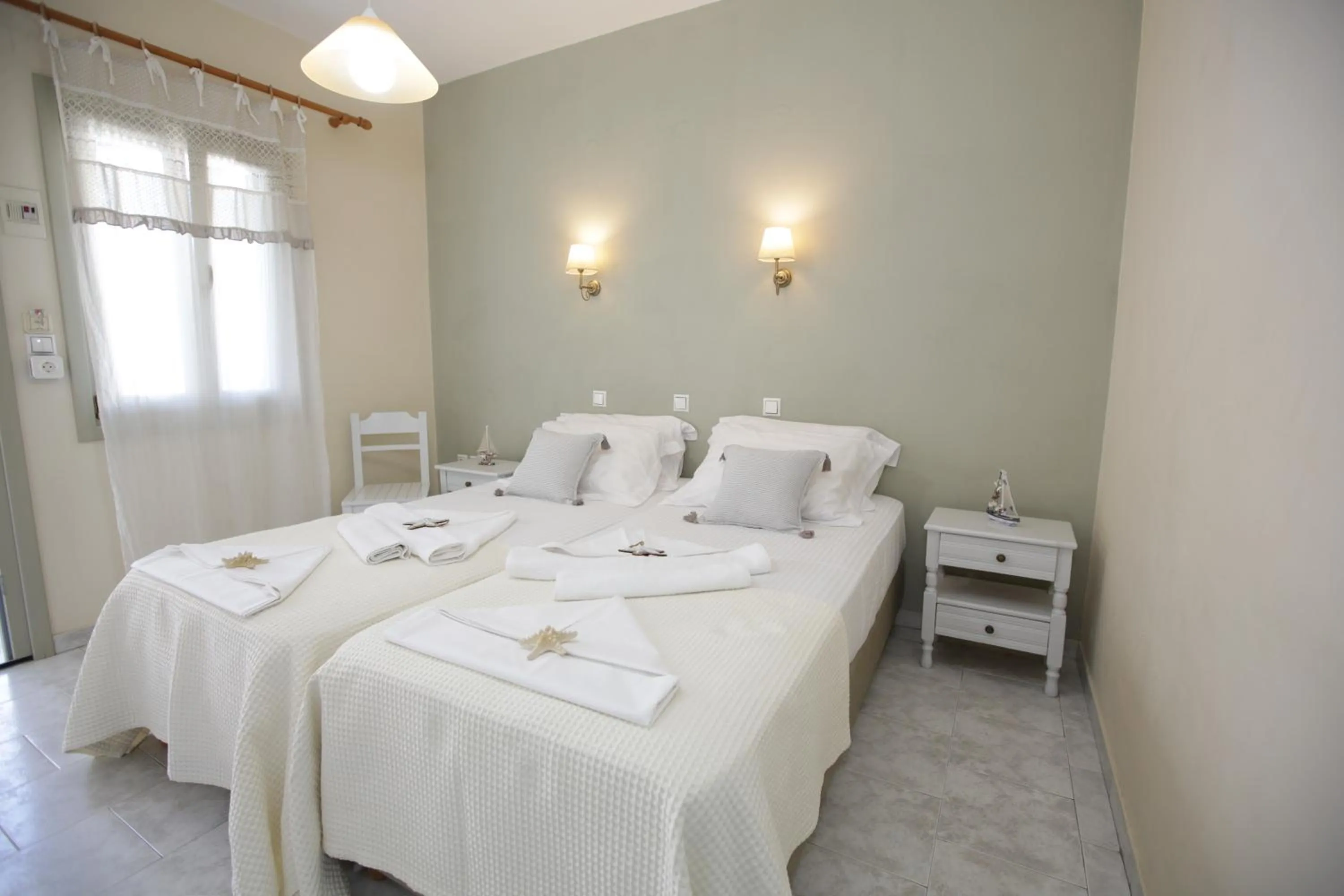 Bed in Alexandra's Rooms