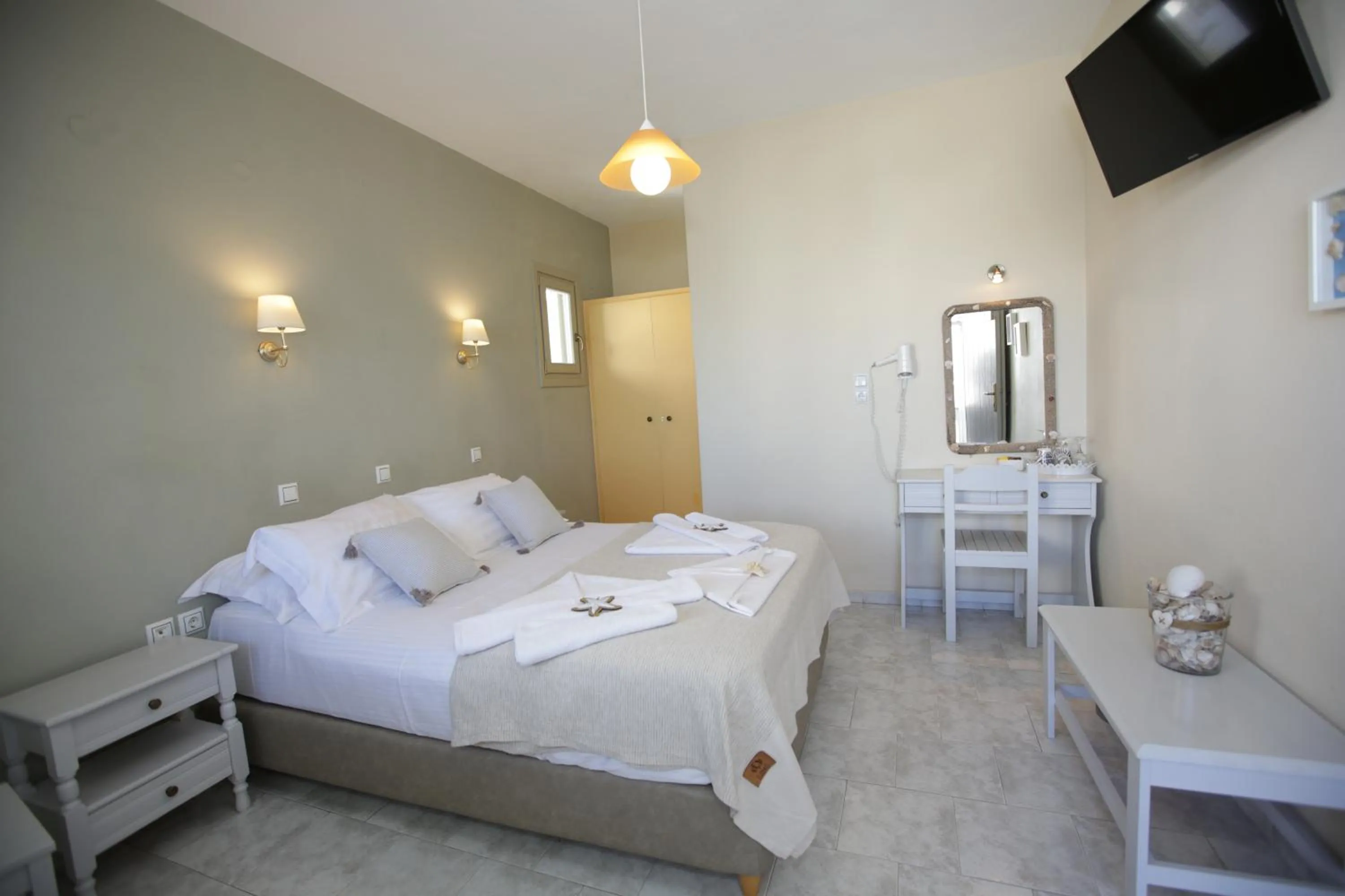 Bed in Alexandra's Rooms