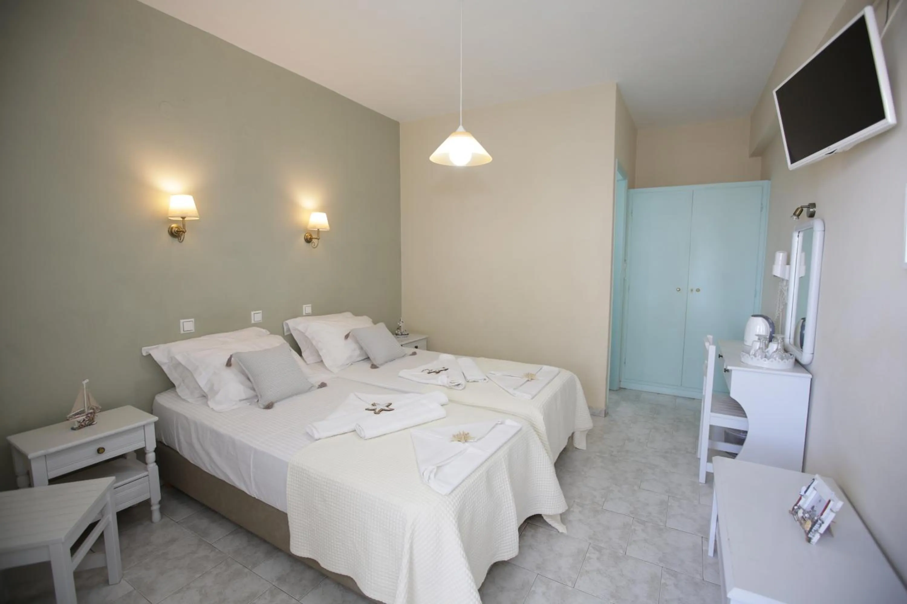 Bed in Alexandra's Rooms