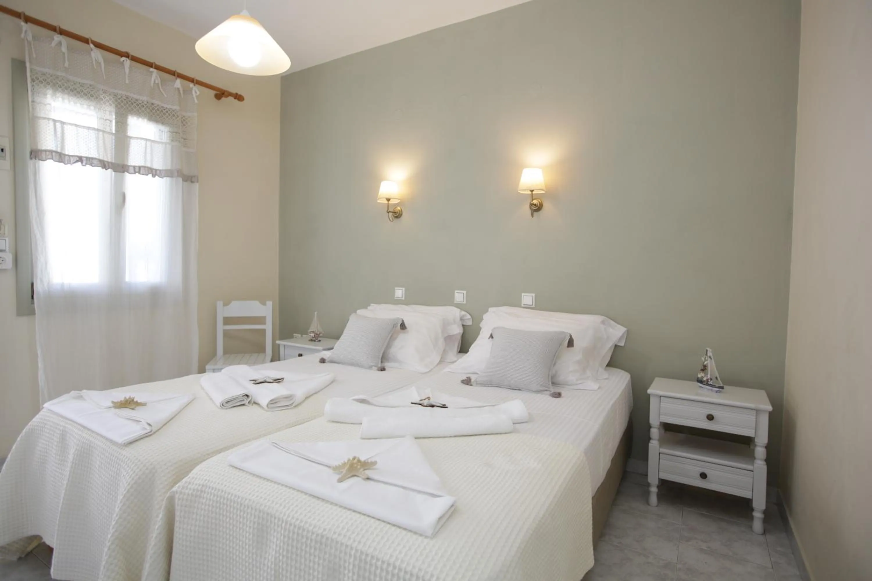 Bed in Alexandra's Rooms