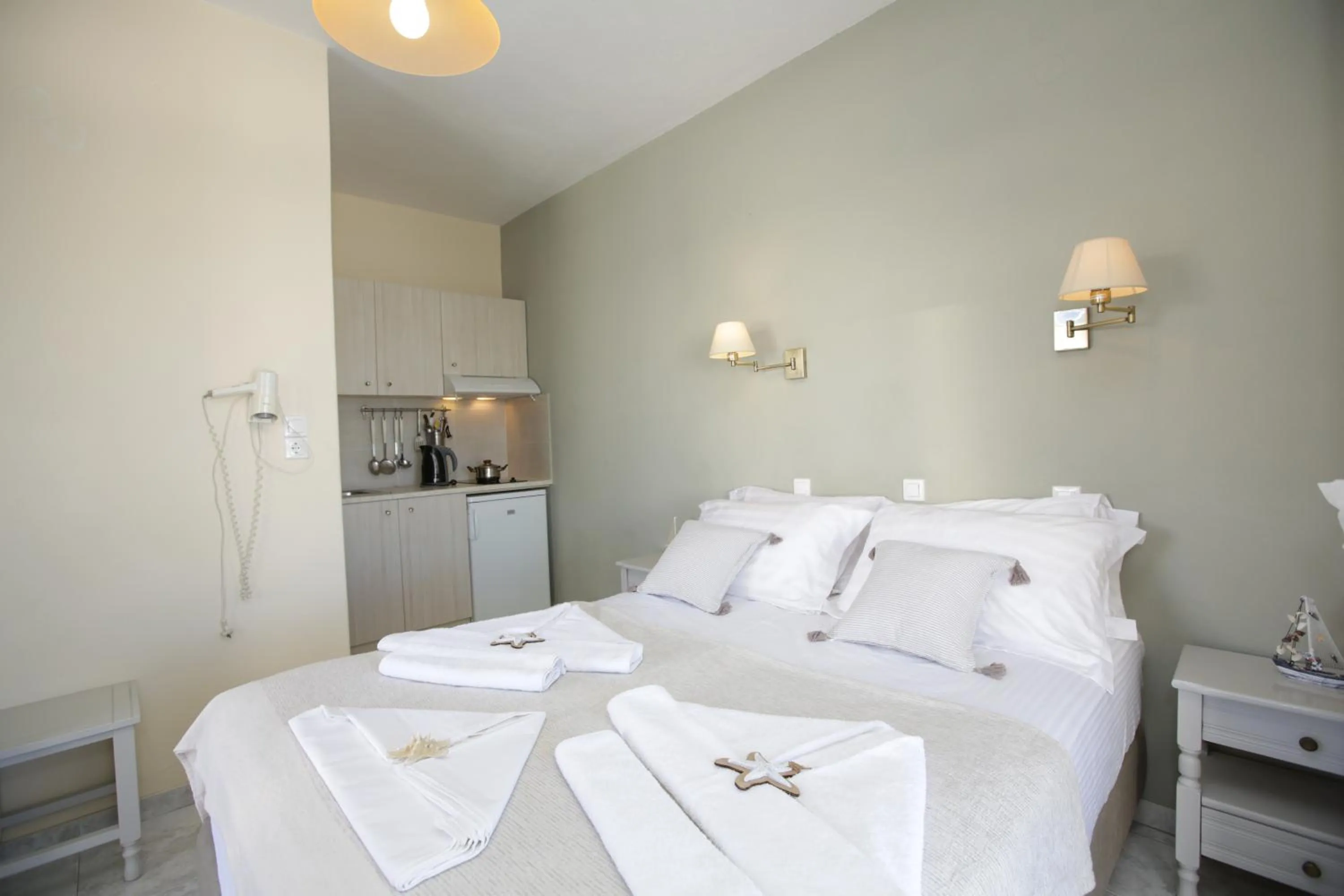 Bed in Alexandra's Rooms